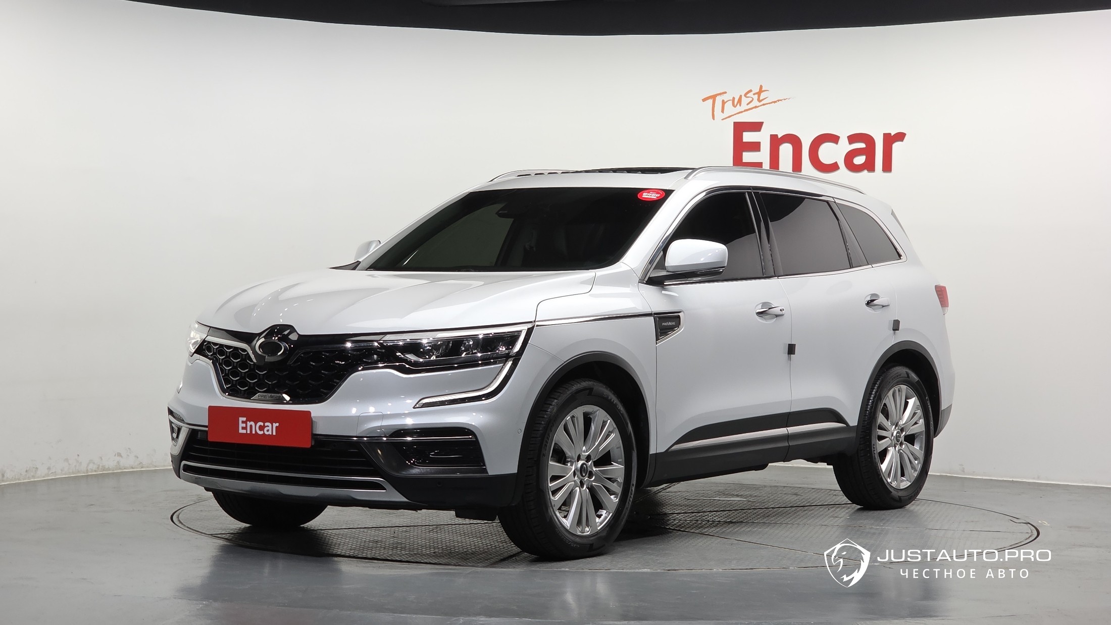 Автомобиль Renault-KoreaSamsung QM6