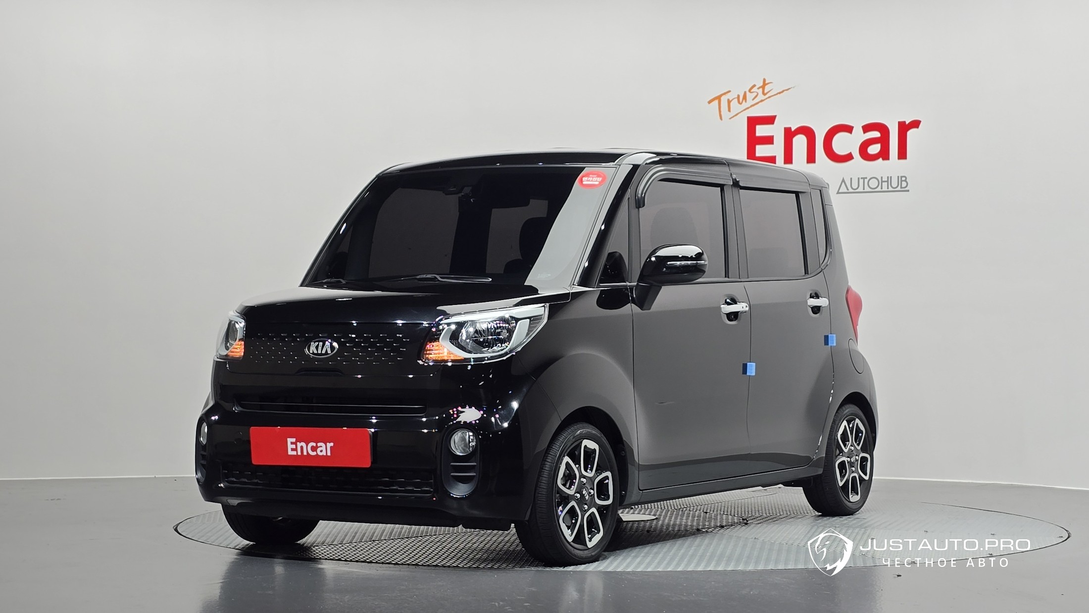 Автомобиль Kia RAY