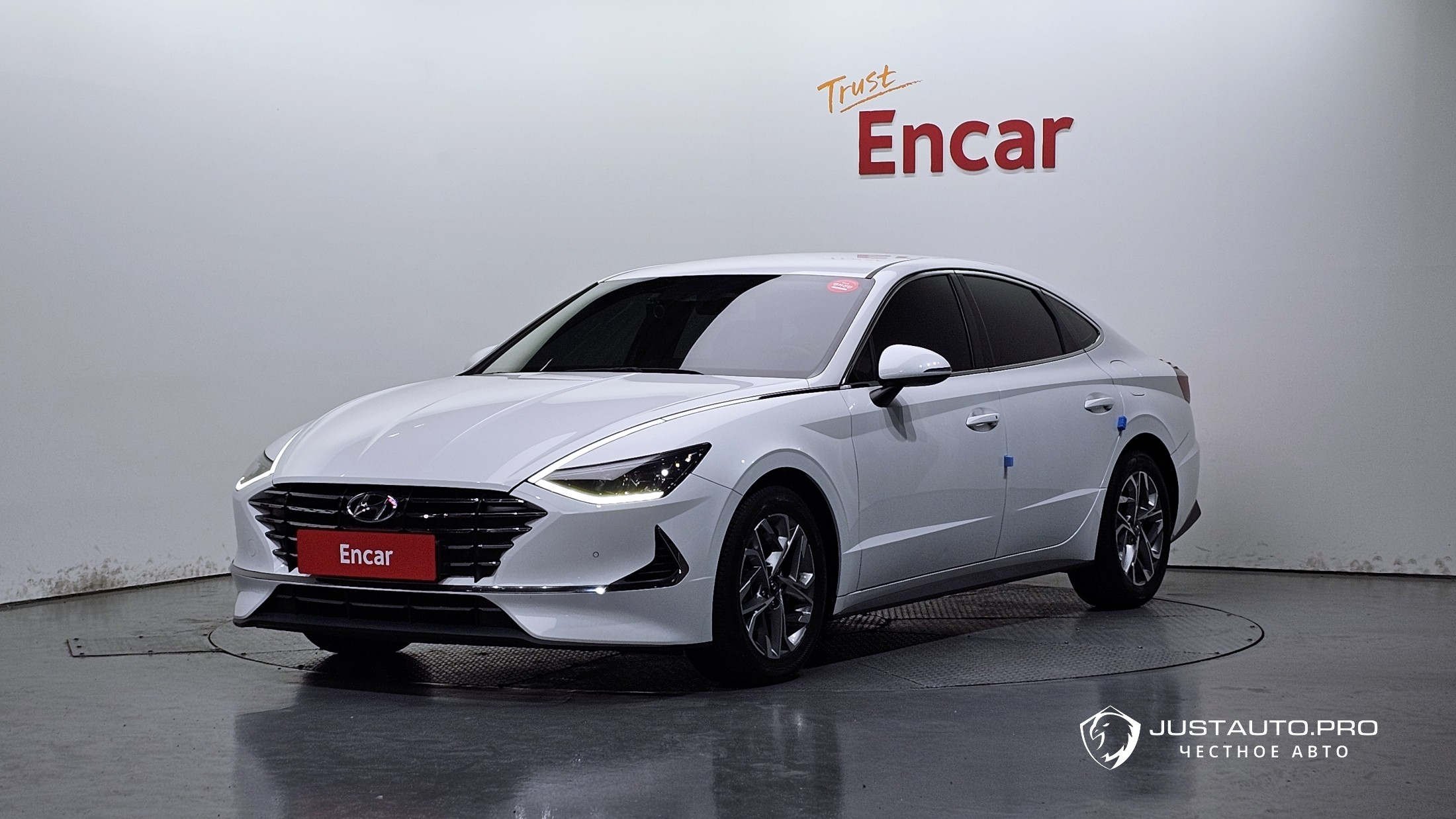 Автомобиль Hyundai Sonata