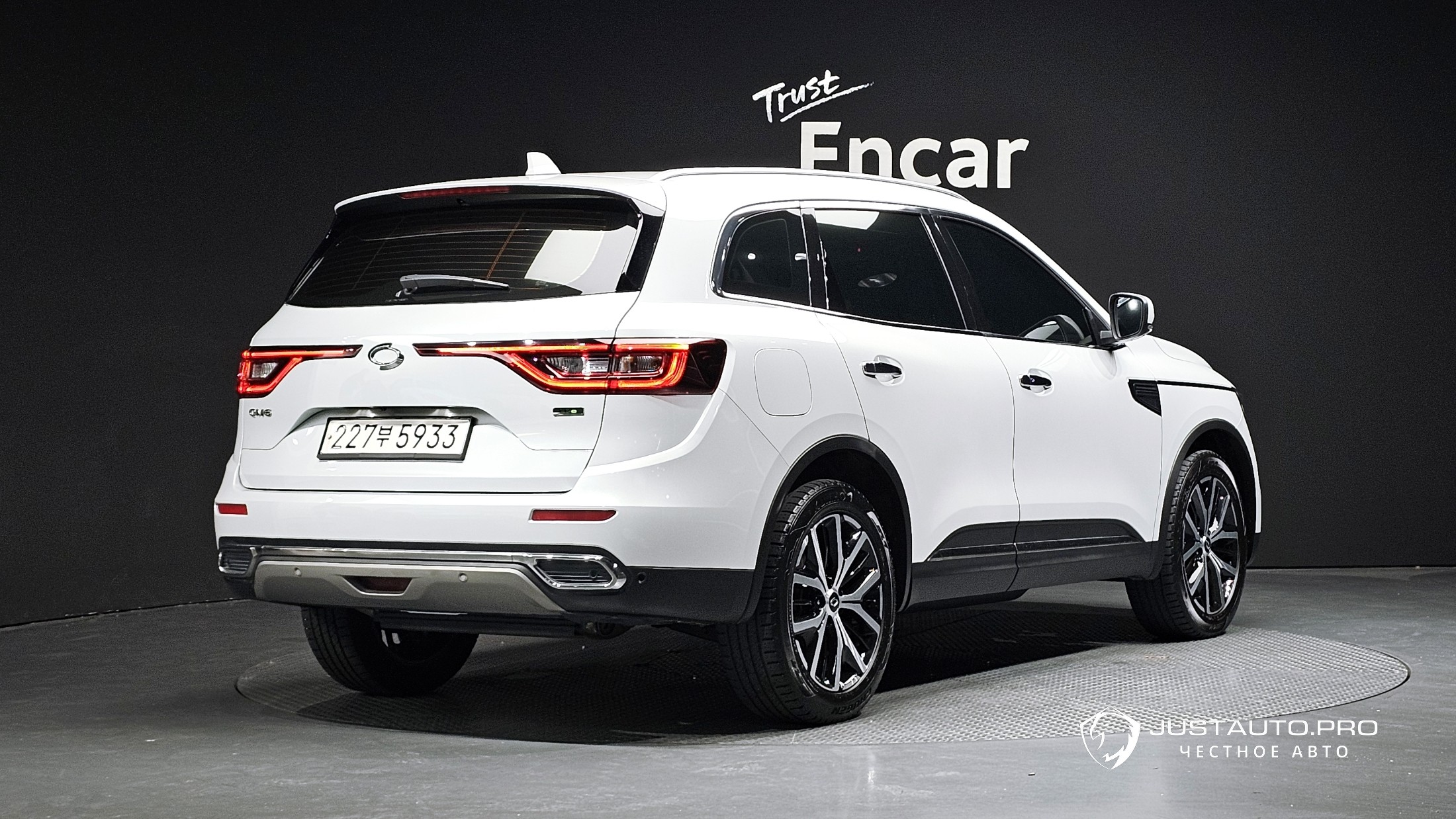 Автомобиль Renault-KoreaSamsung QM6