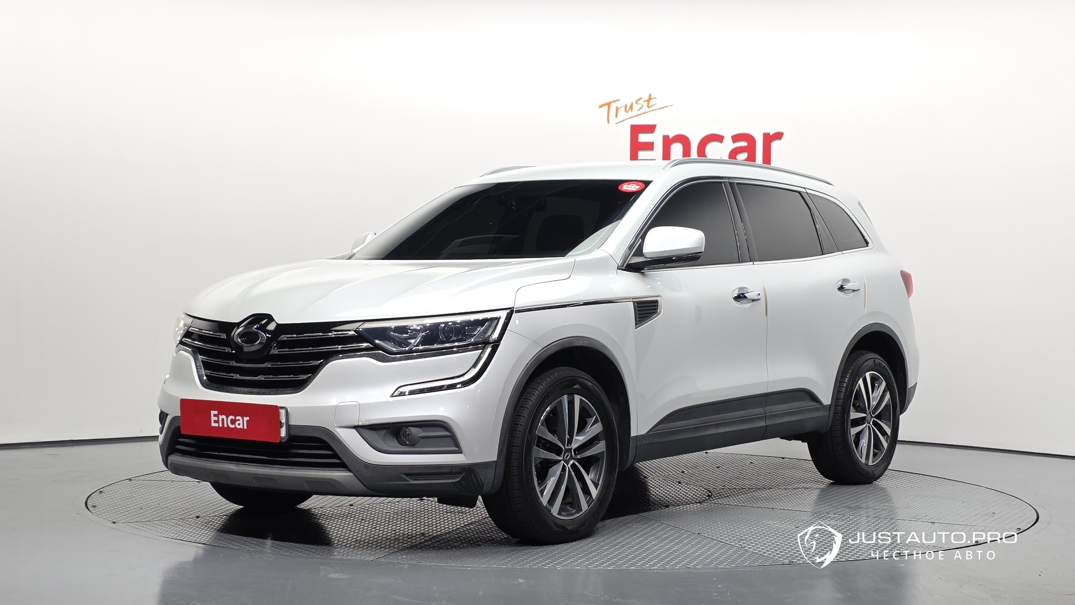 Автомобиль Renault-KoreaSamsung QM6