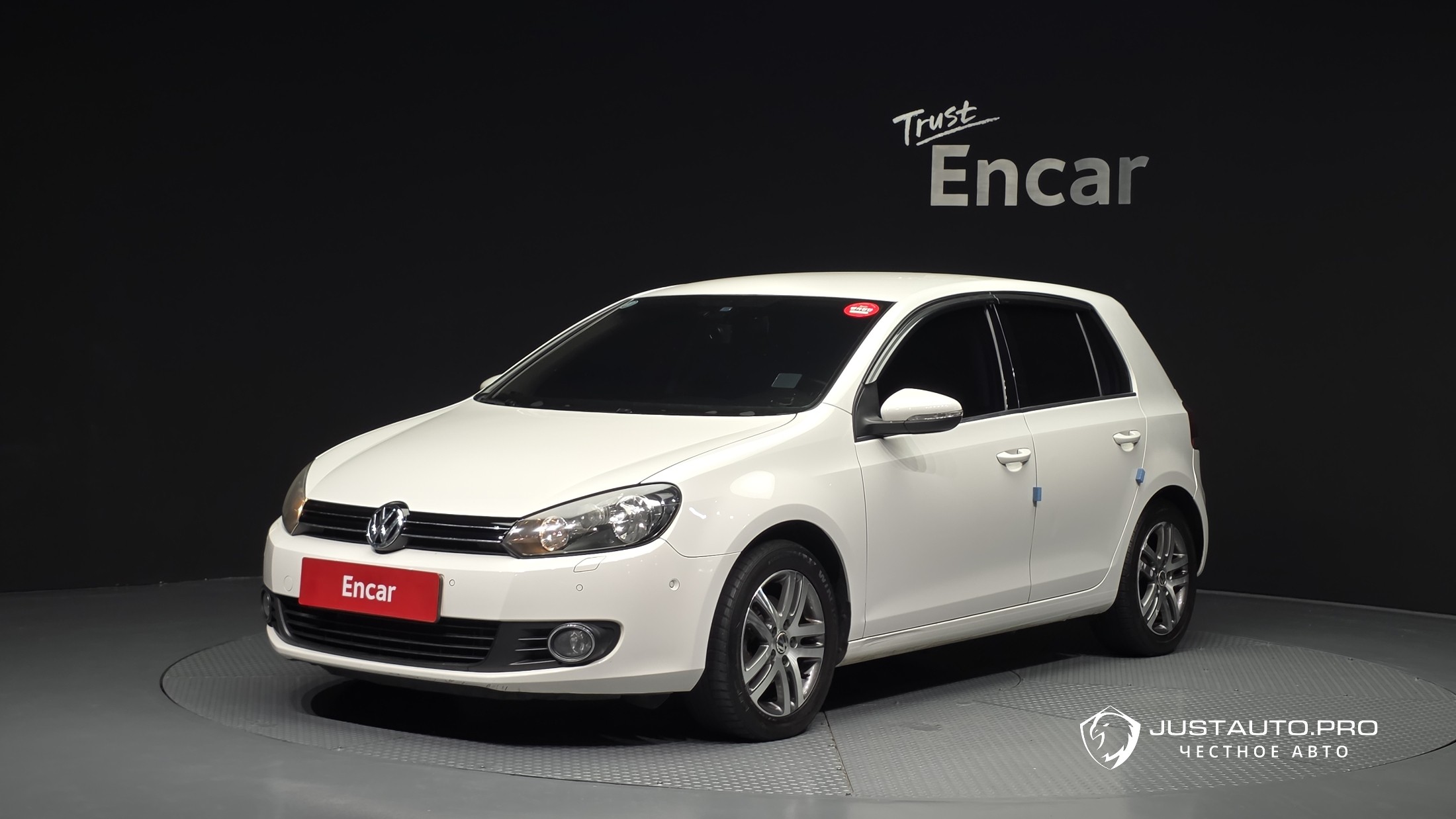 Автомобиль Volkswagen Golf