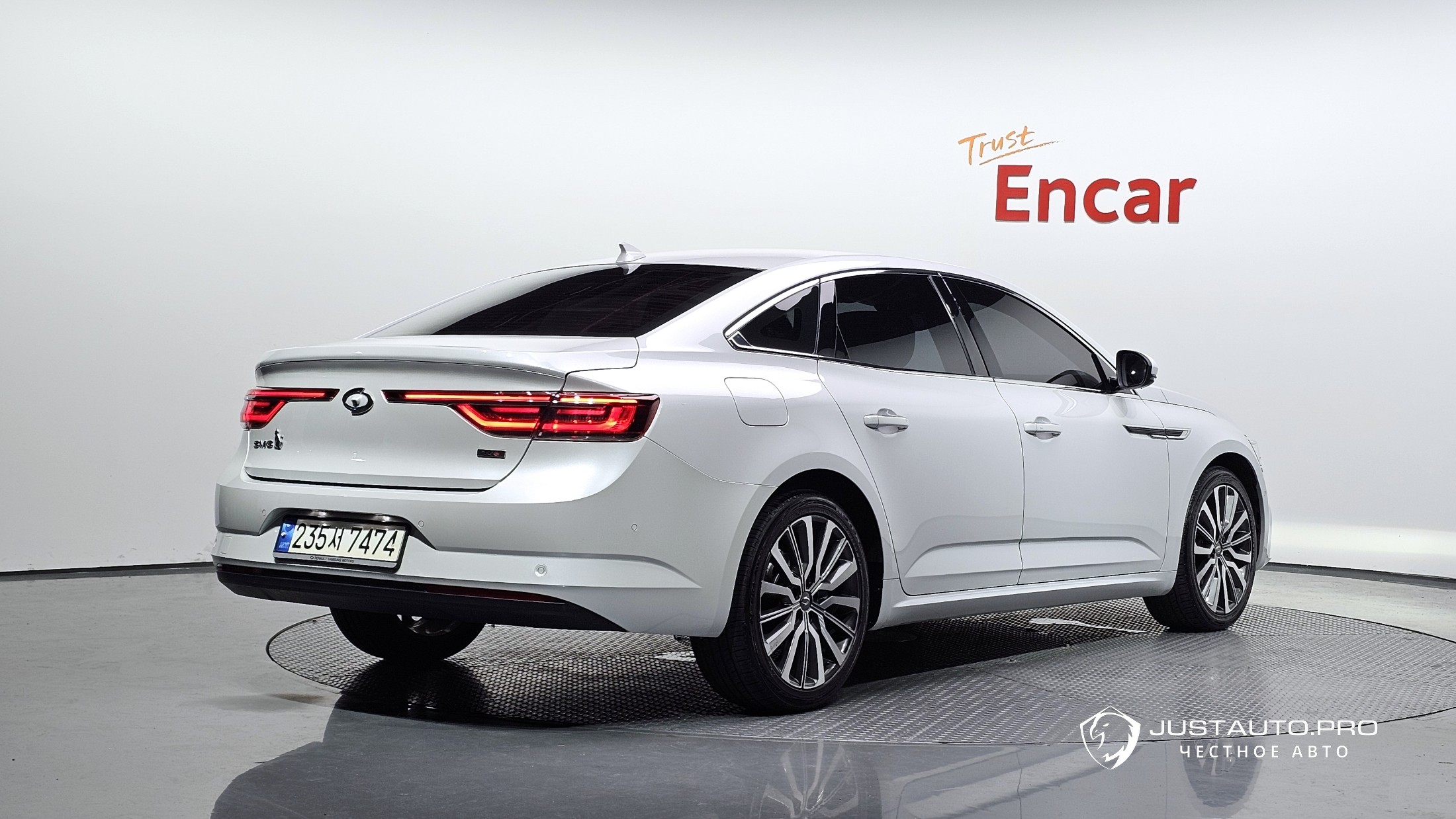 Автомобиль Renault-KoreaSamsung SM6
