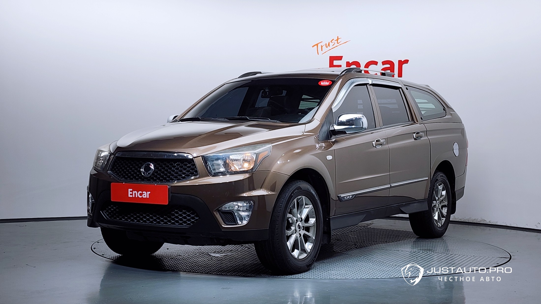 Автомобиль KG_Mobility_Ssangyong KORANDO