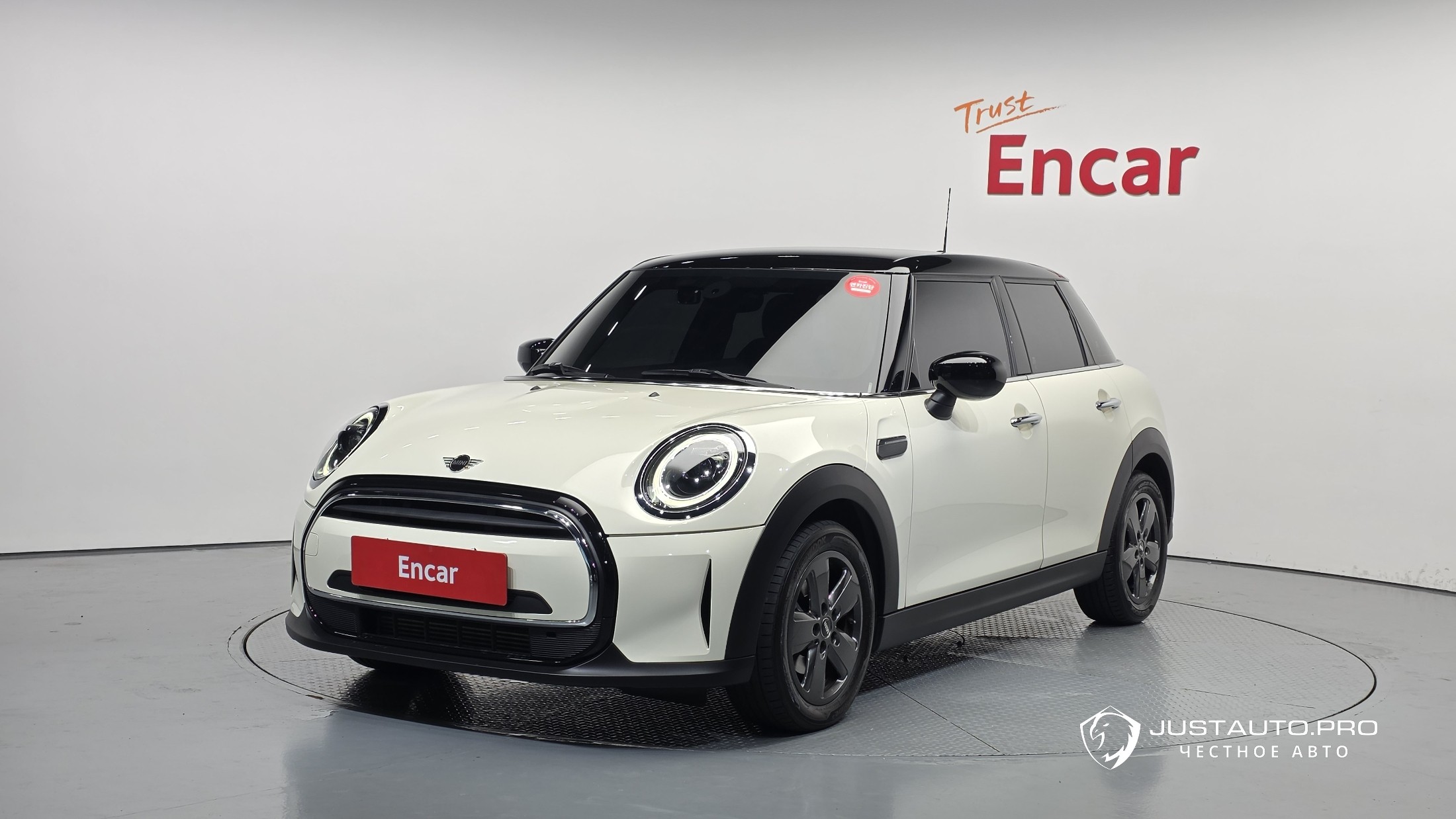 Автомобиль Mini Cooper