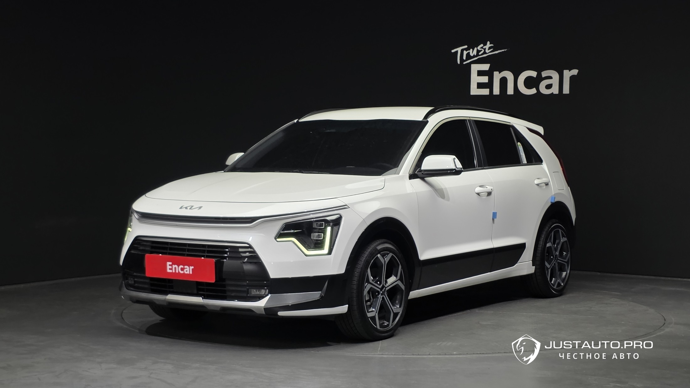 Автомобиль Kia Niro