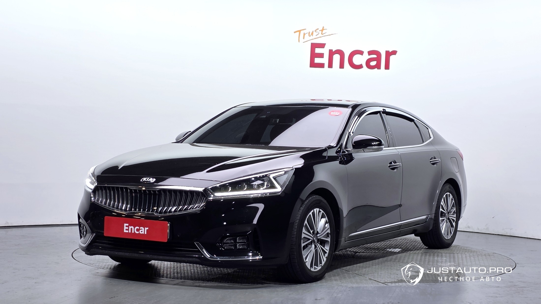Автомобиль Kia K7