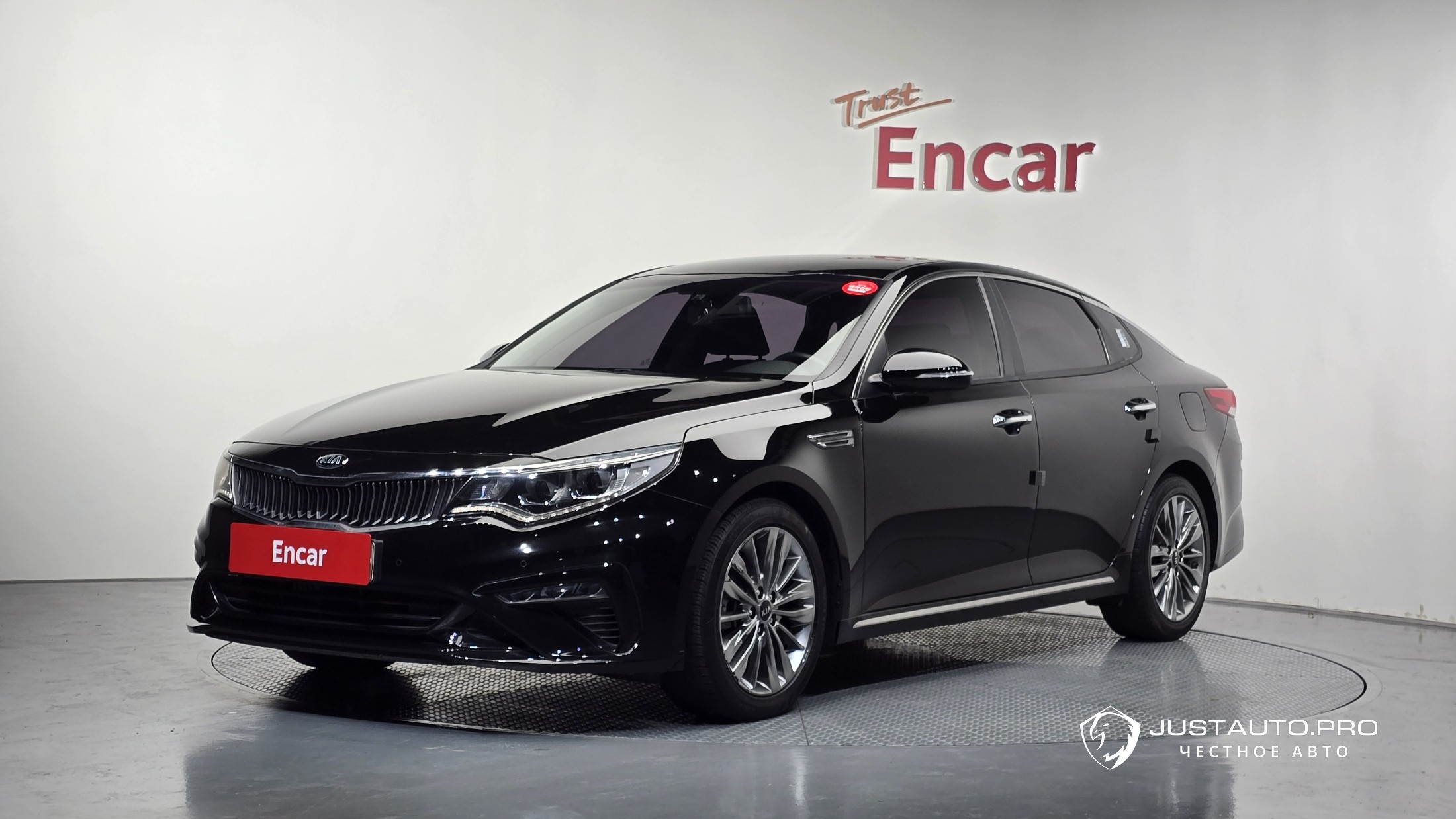 Автомобиль Kia K5