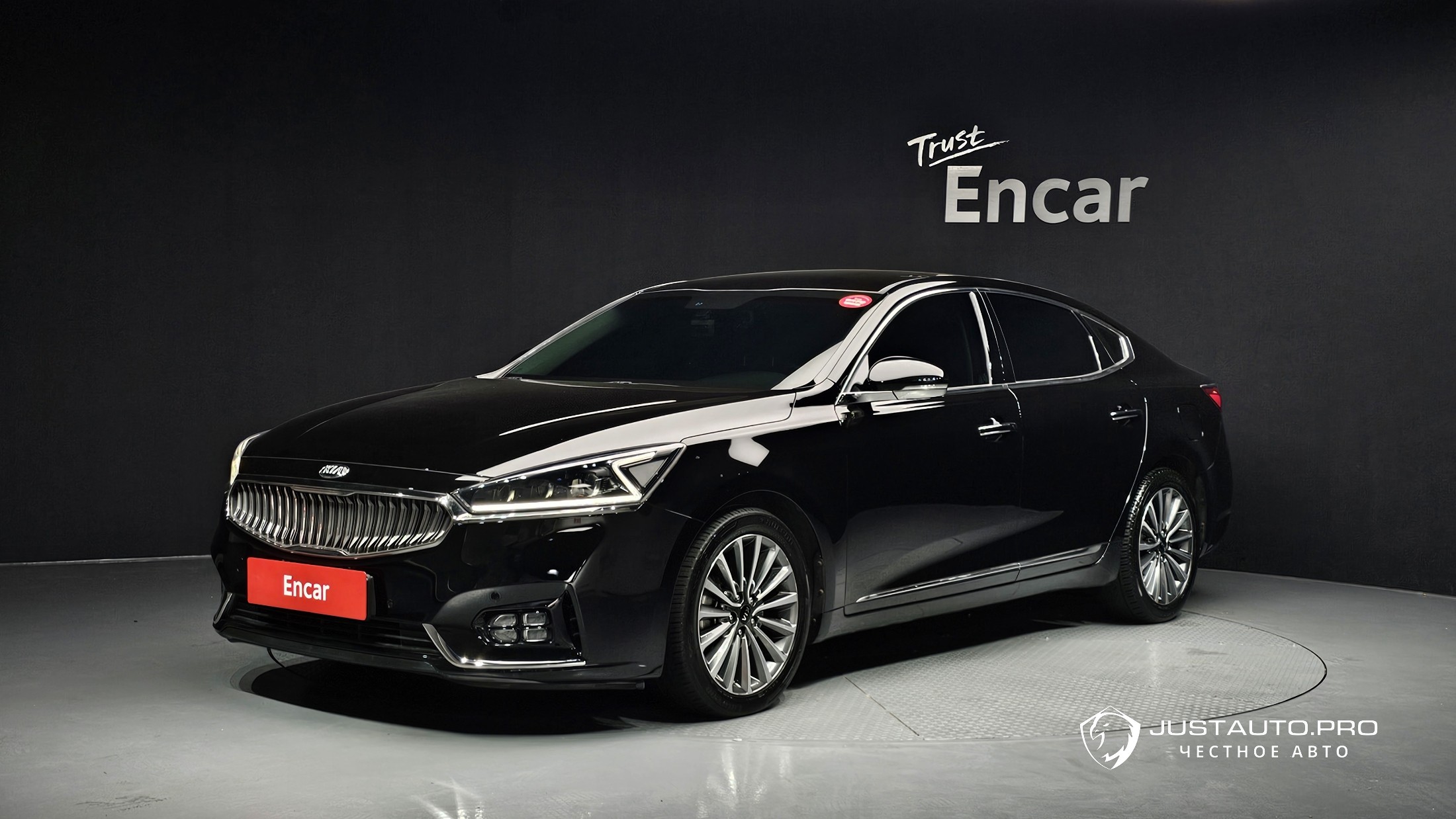 Автомобиль Kia K7