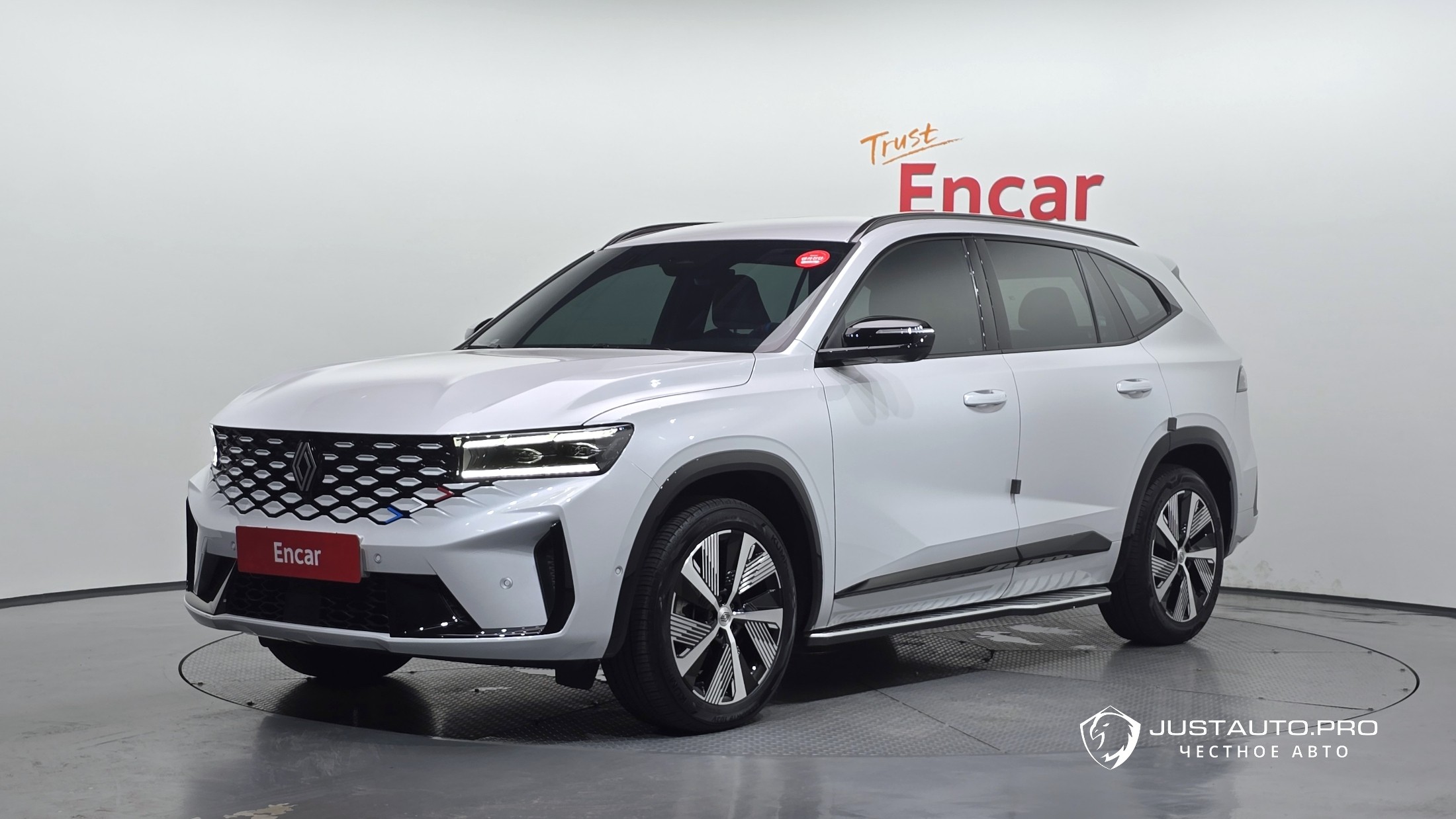 Автомобиль Renault-KoreaSamsung Grand Koleos
