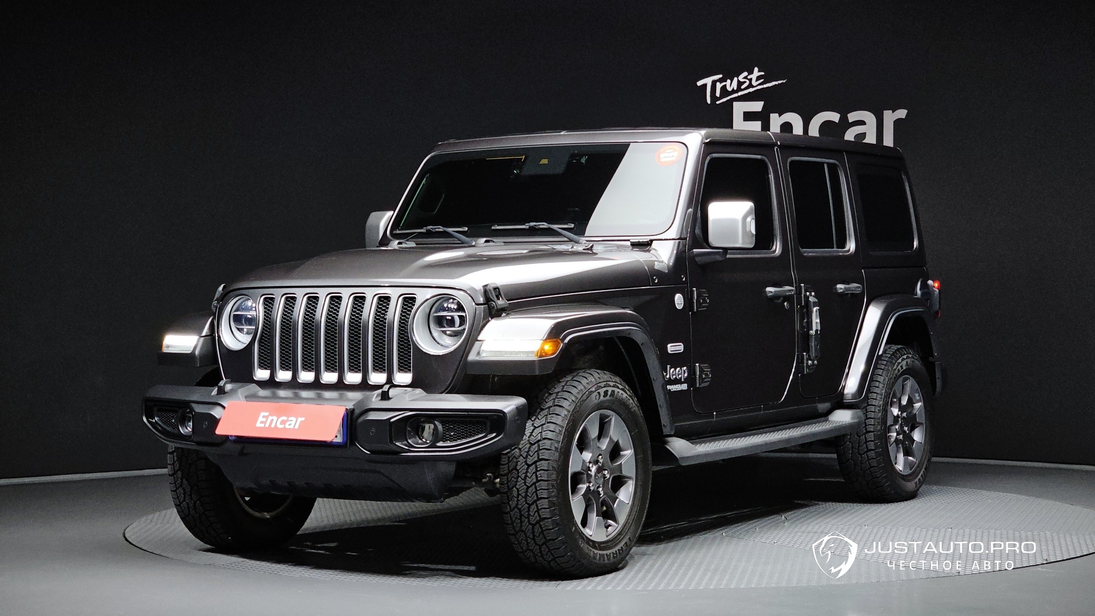 Автомобиль Jeep Wrangler