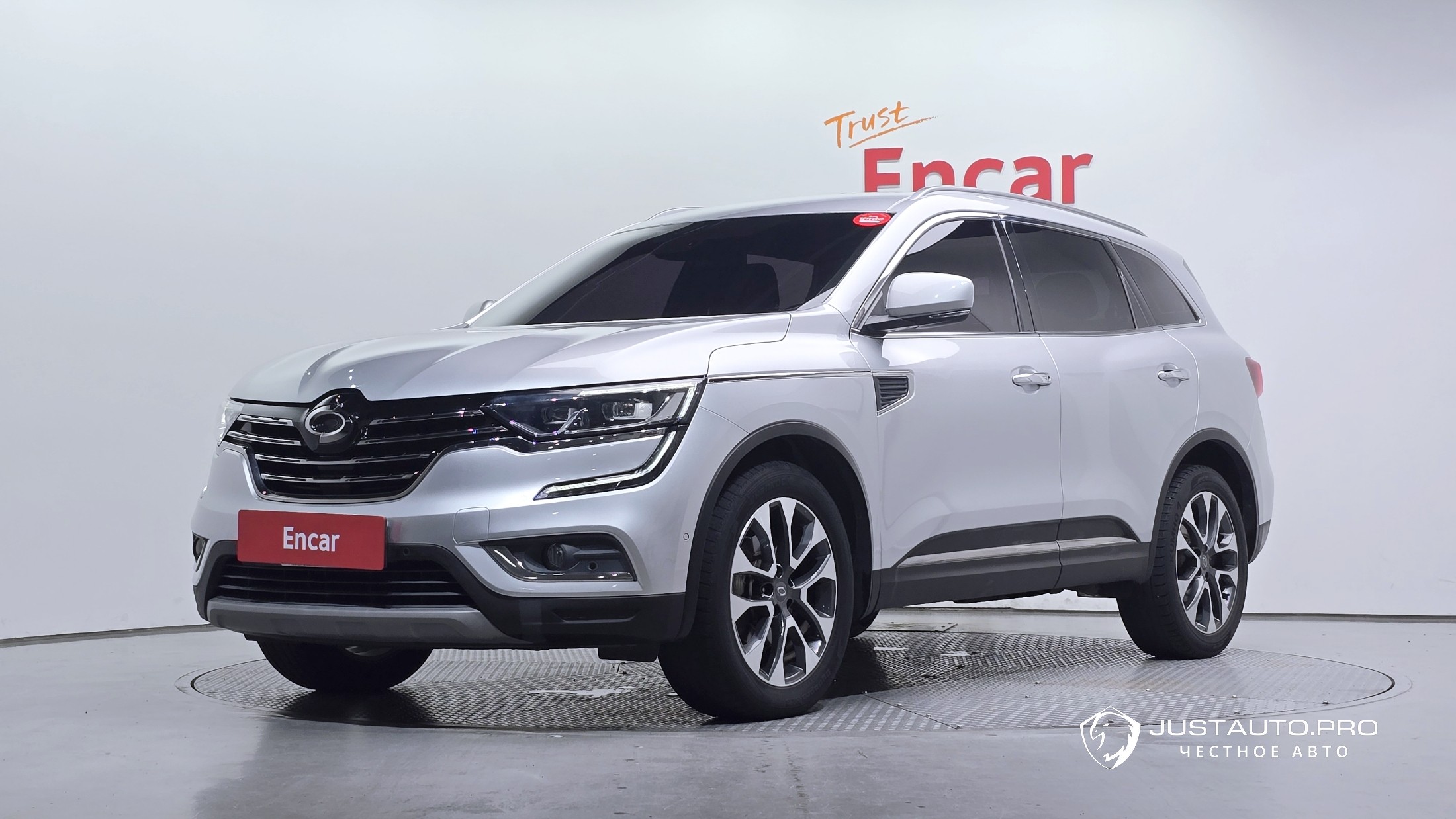 Автомобиль Renault-KoreaSamsung QM6