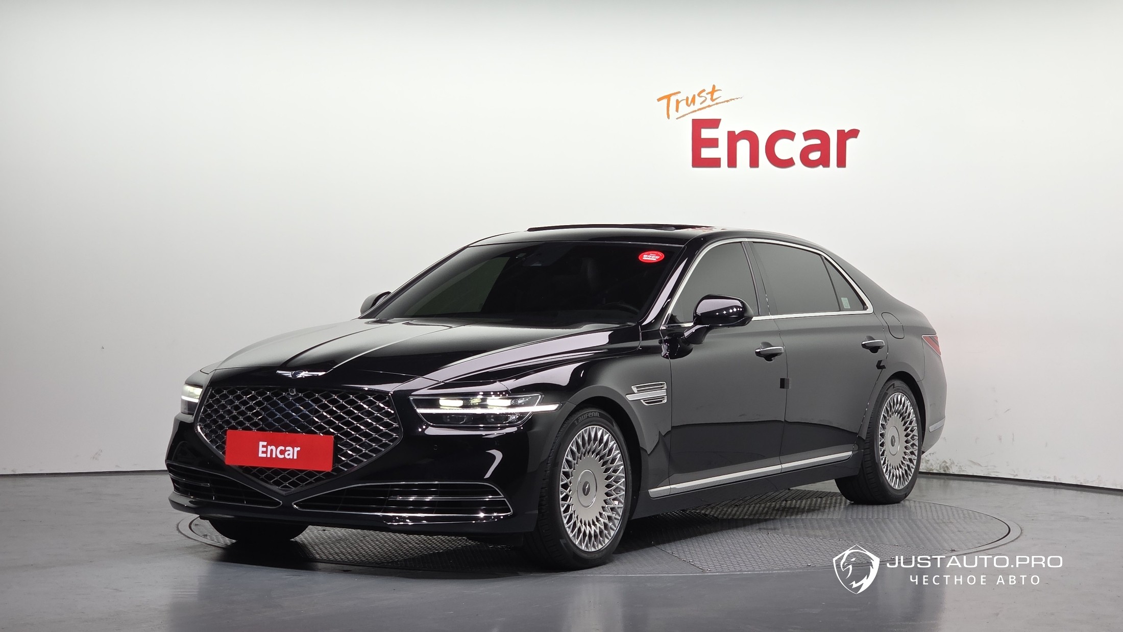 Автомобиль Genesis G90