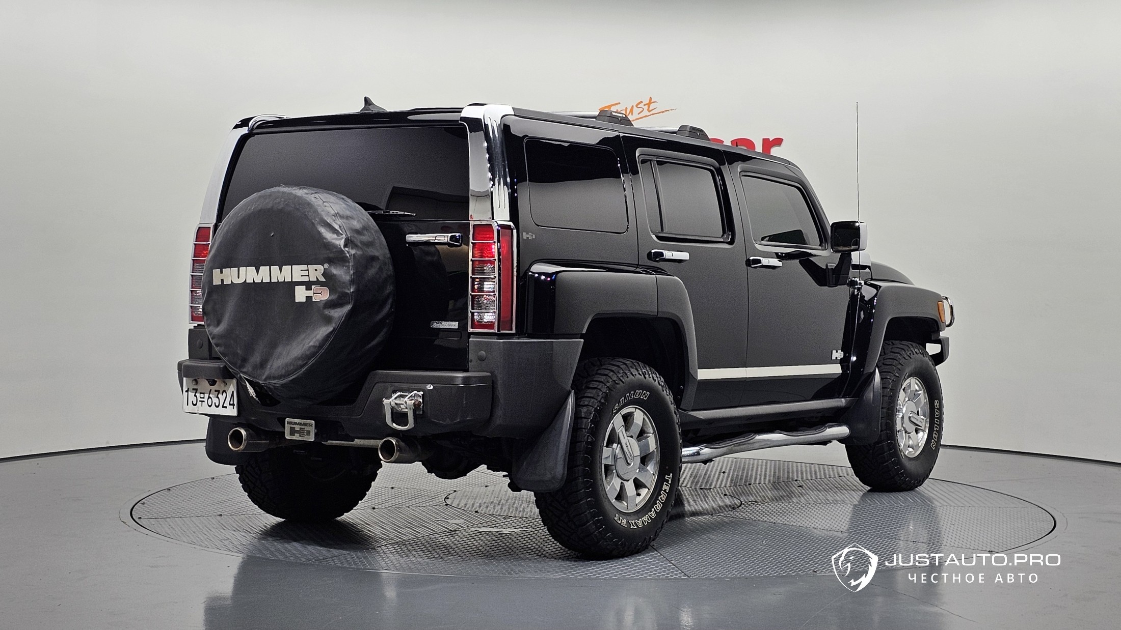 Автомобиль Hummer H3