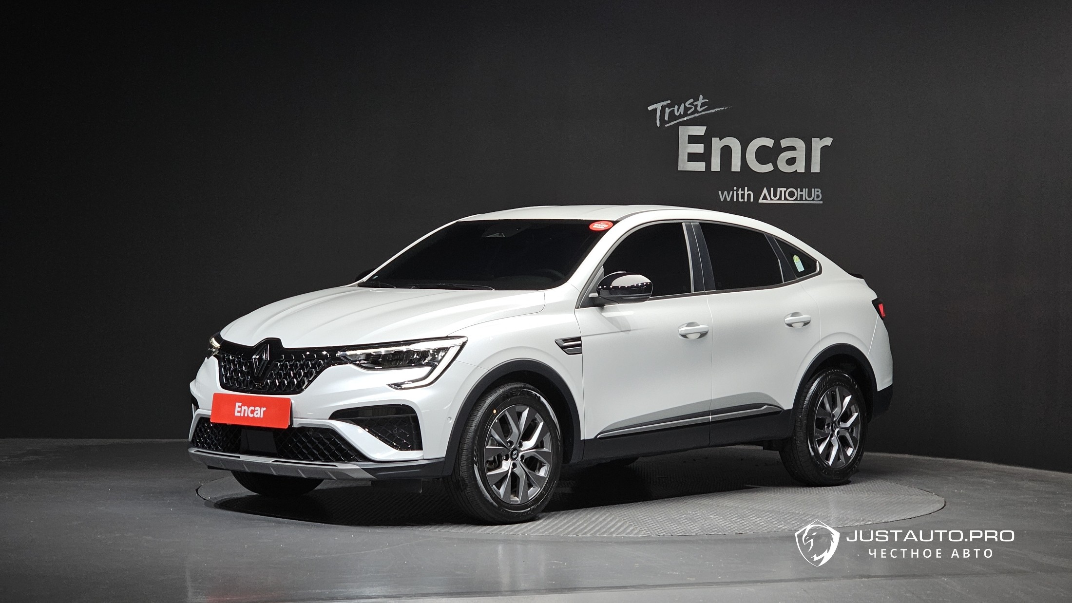 Автомобиль Renault-KoreaSamsung Arkana