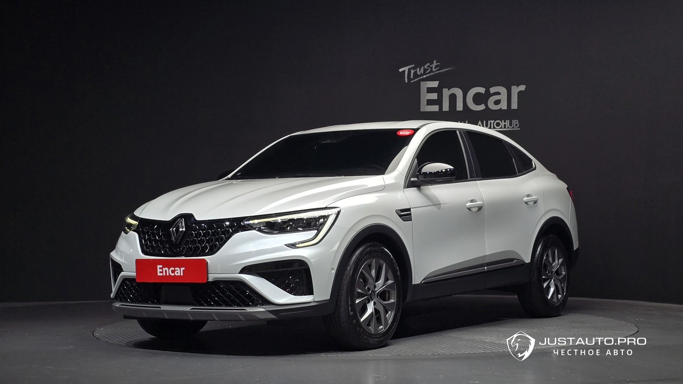 Автомобиль Renault-KoreaSamsung Arkana