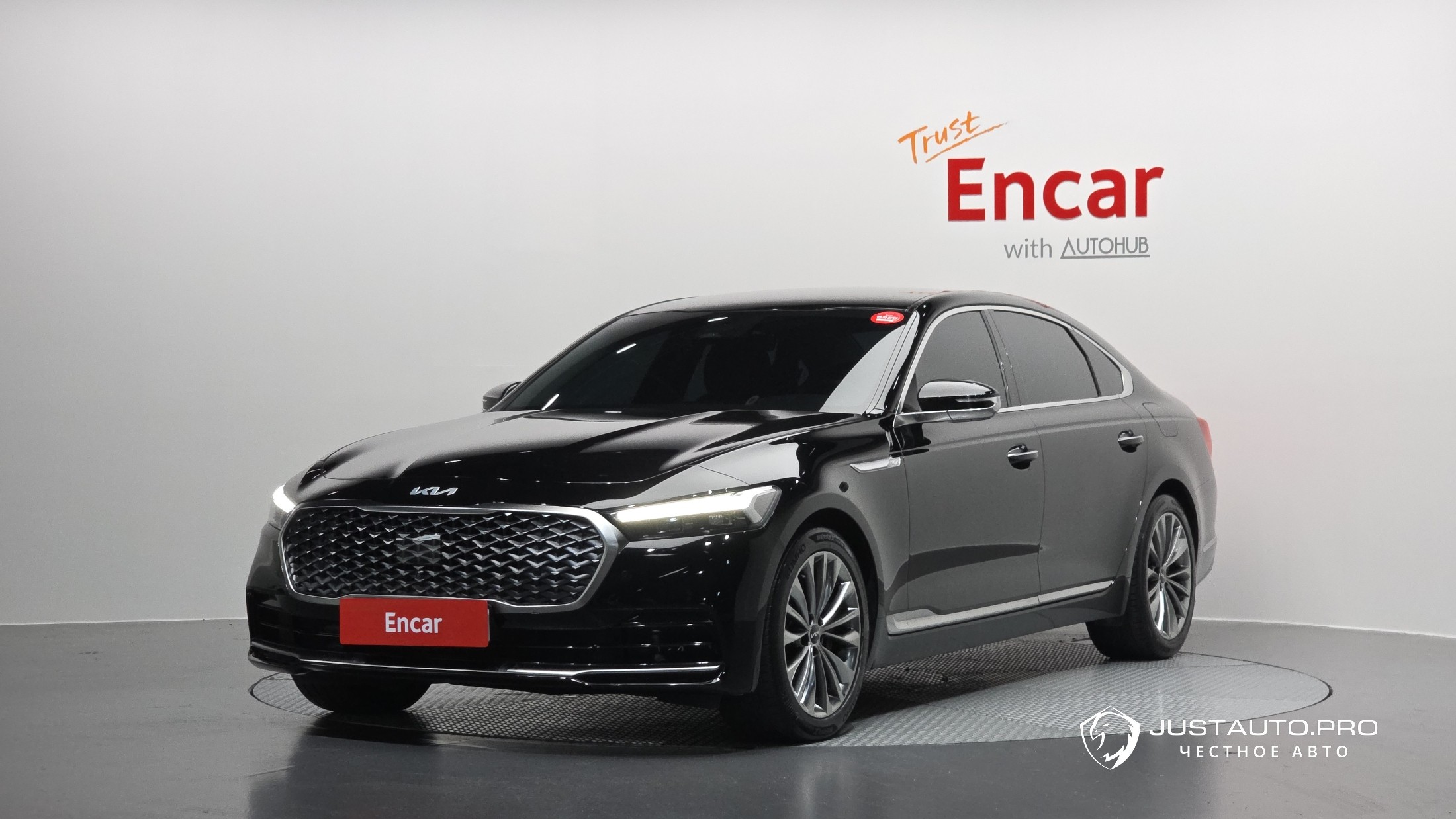 Автомобиль Kia K9