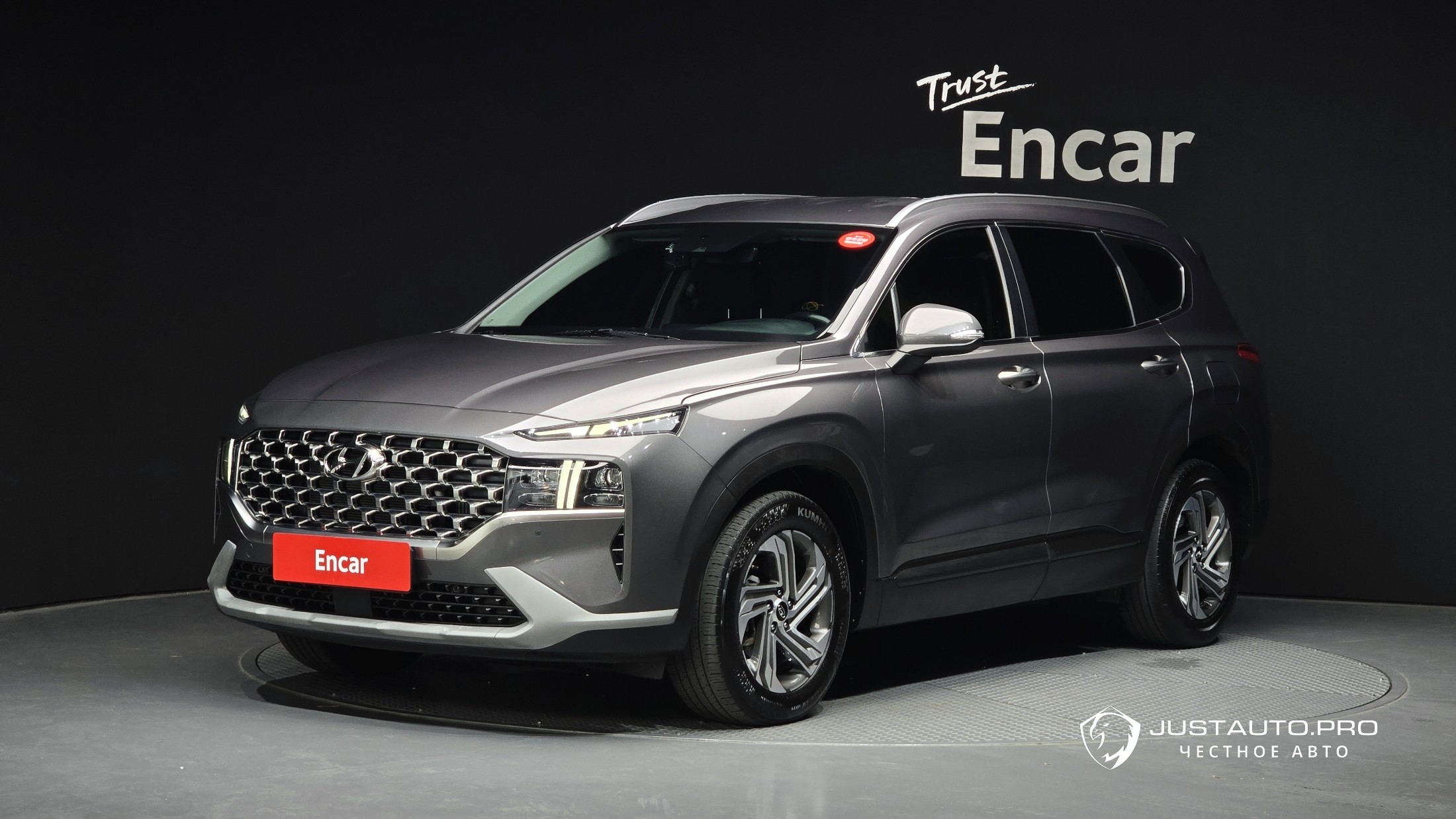 Автомобиль Hyundai Santafe
