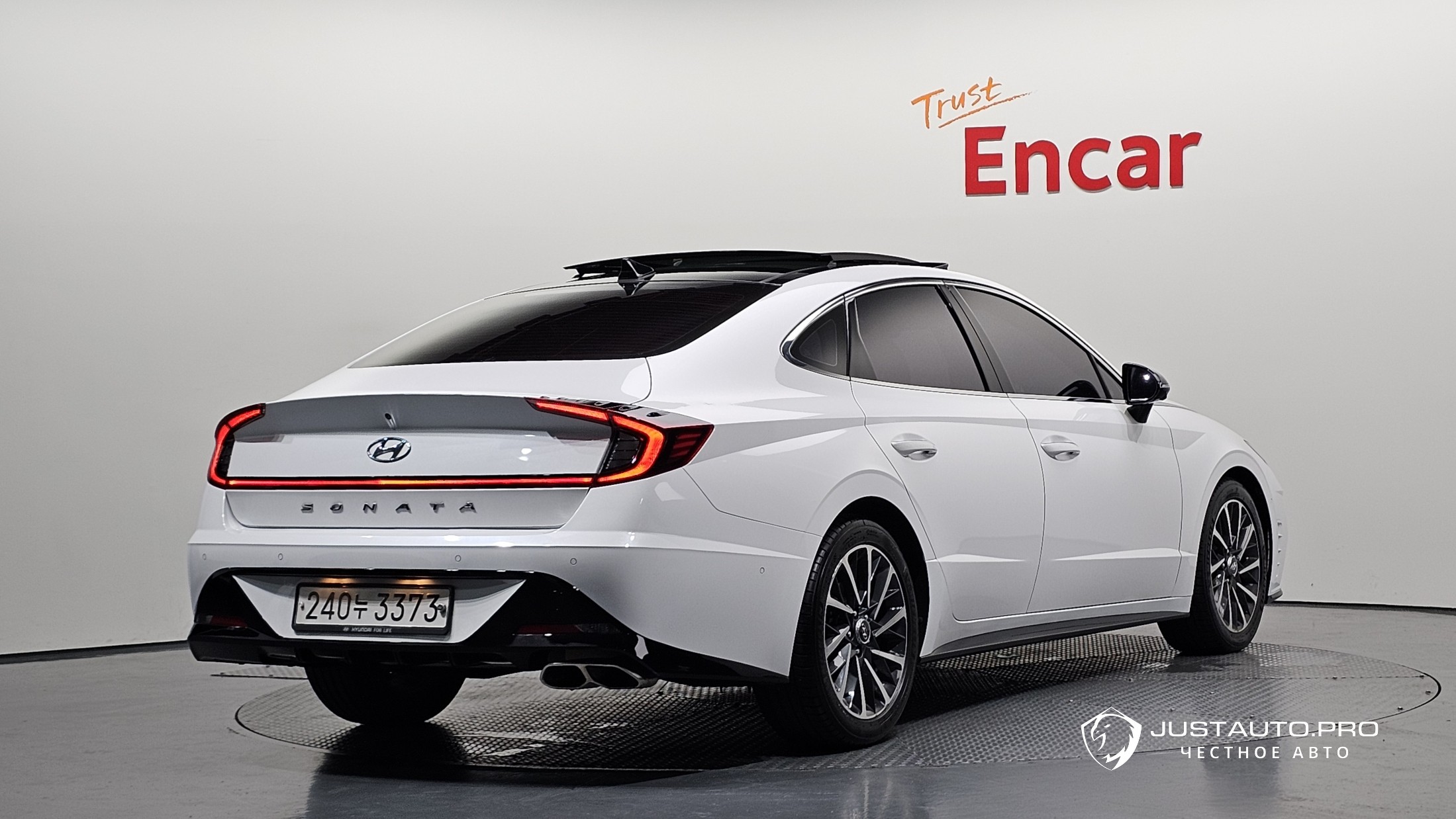 Автомобиль Hyundai Sonata