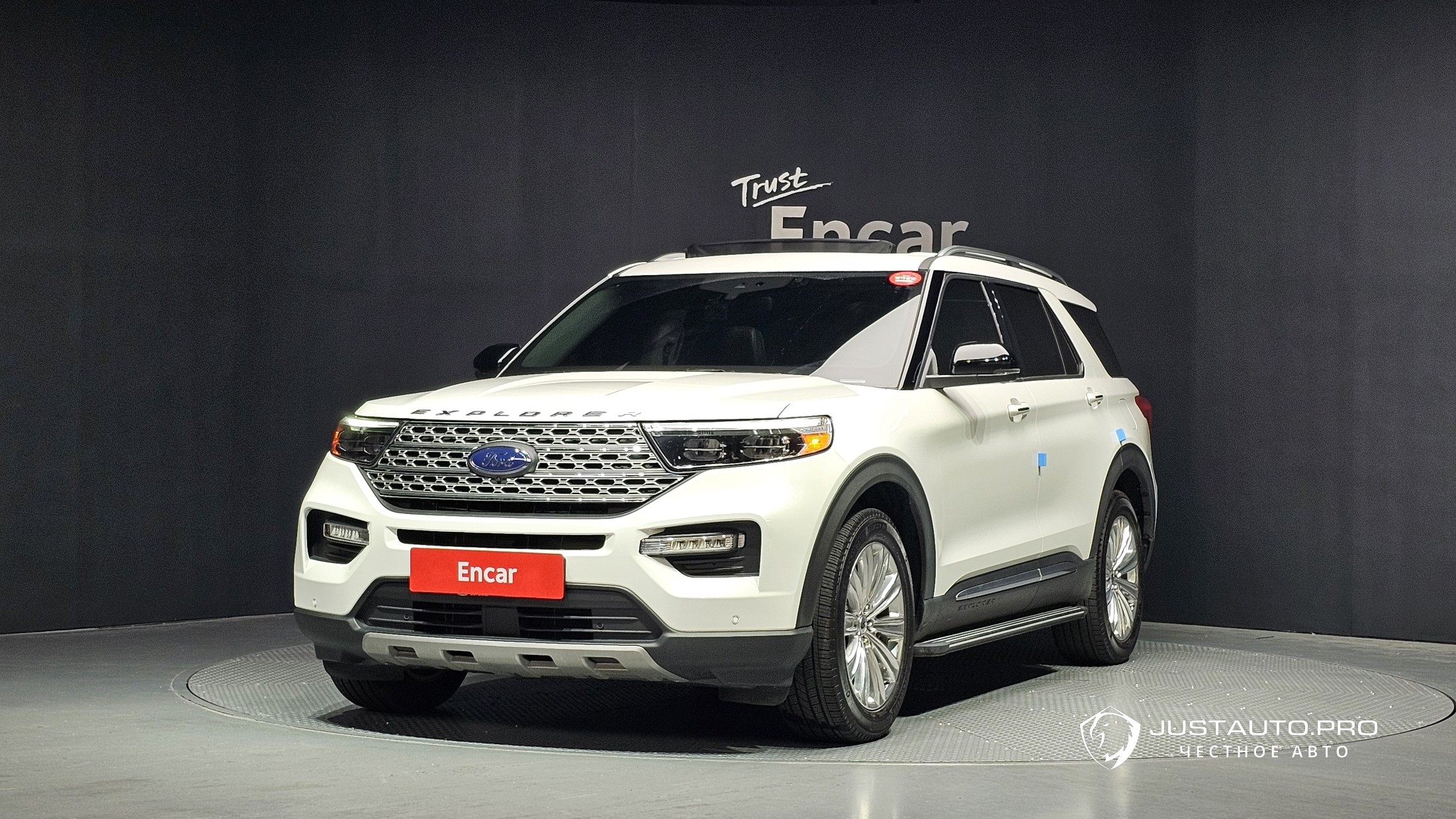 Автомобиль Ford Explorer