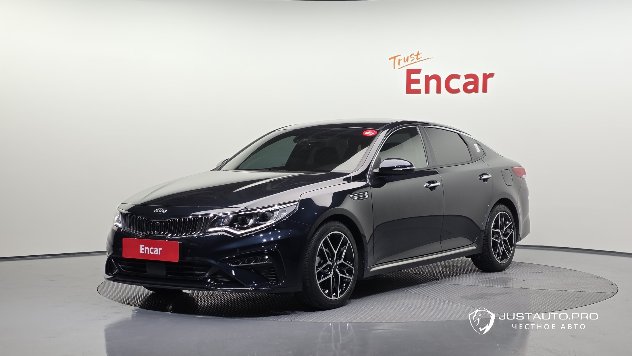 Автомобиль Kia K5