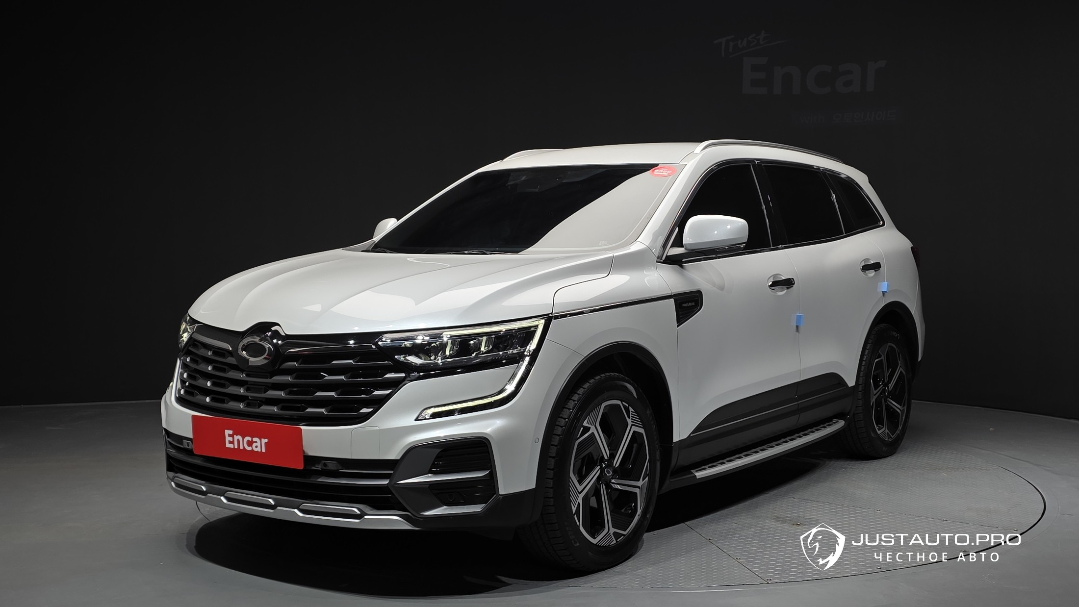 Автомобиль Renault-KoreaSamsung QM6