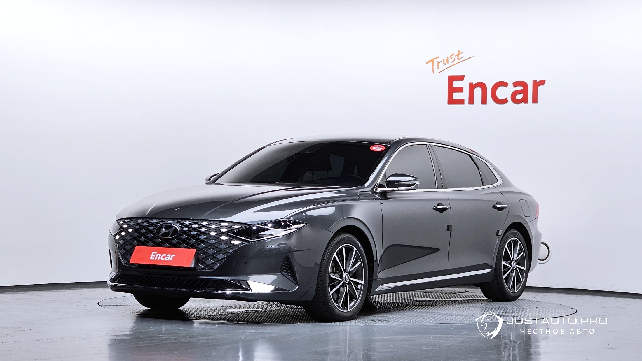 Автомобиль Hyundai Grandeur