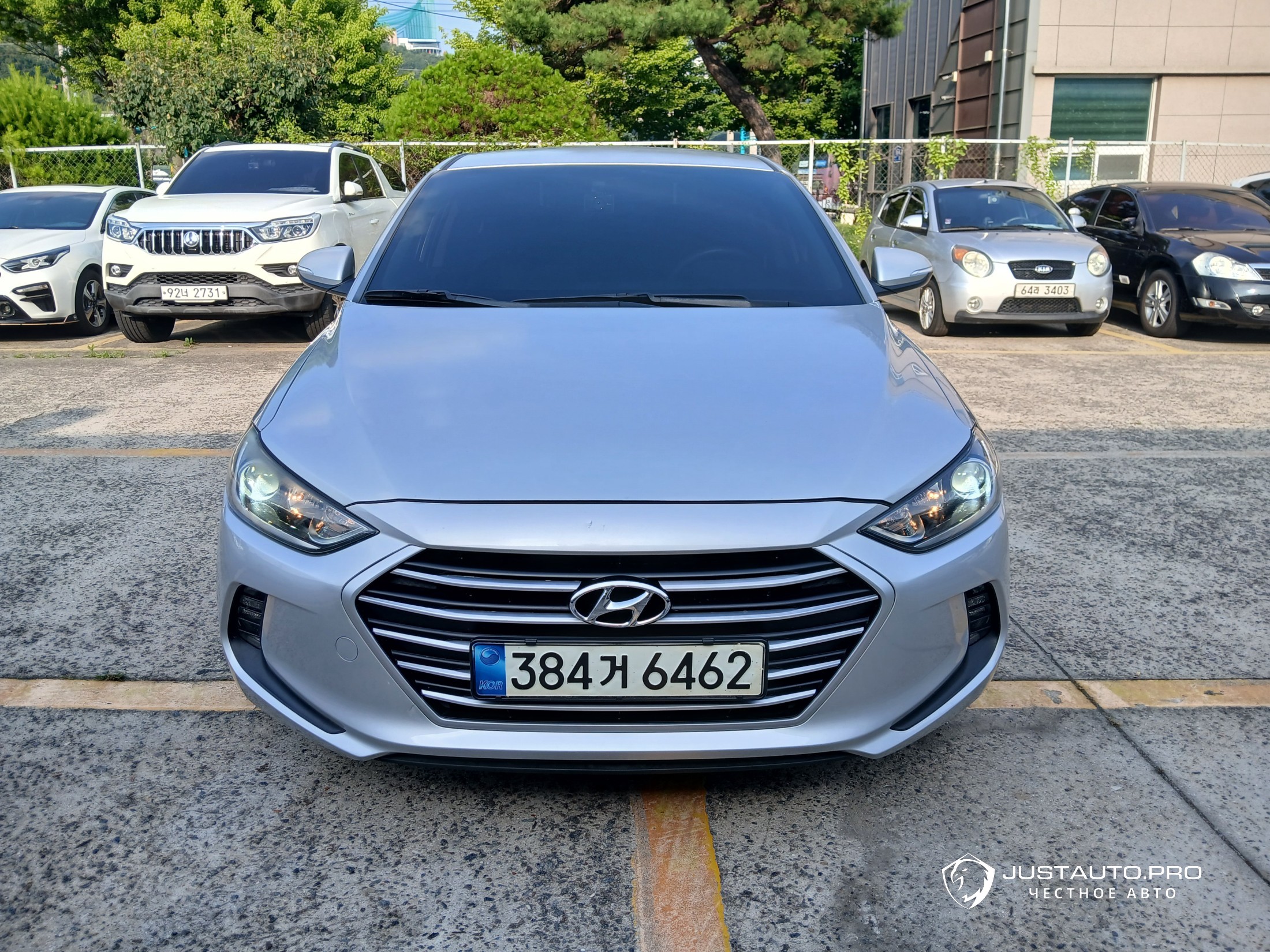 Автомобиль Hyundai AVANTE