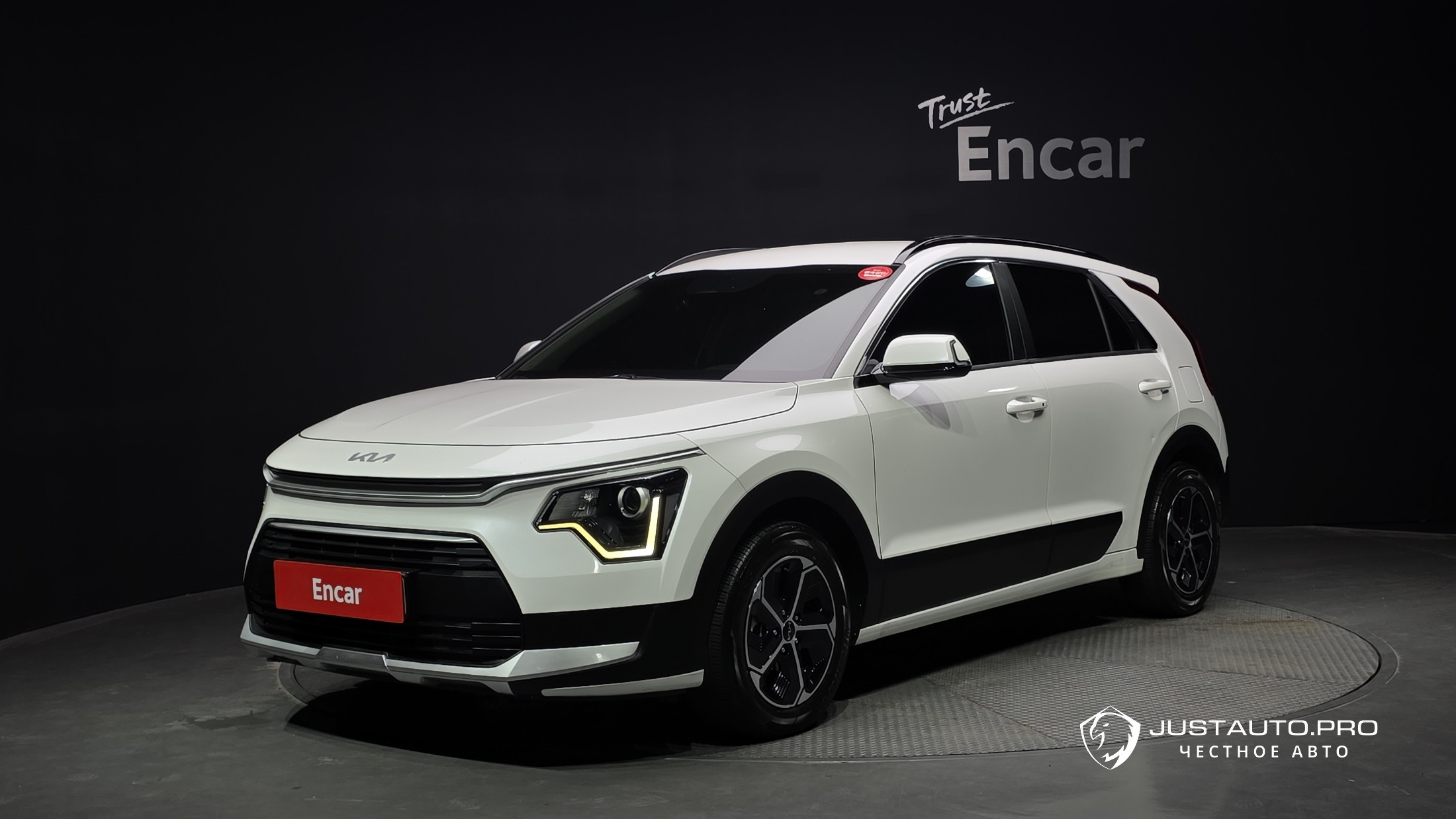Автомобиль Kia Niro