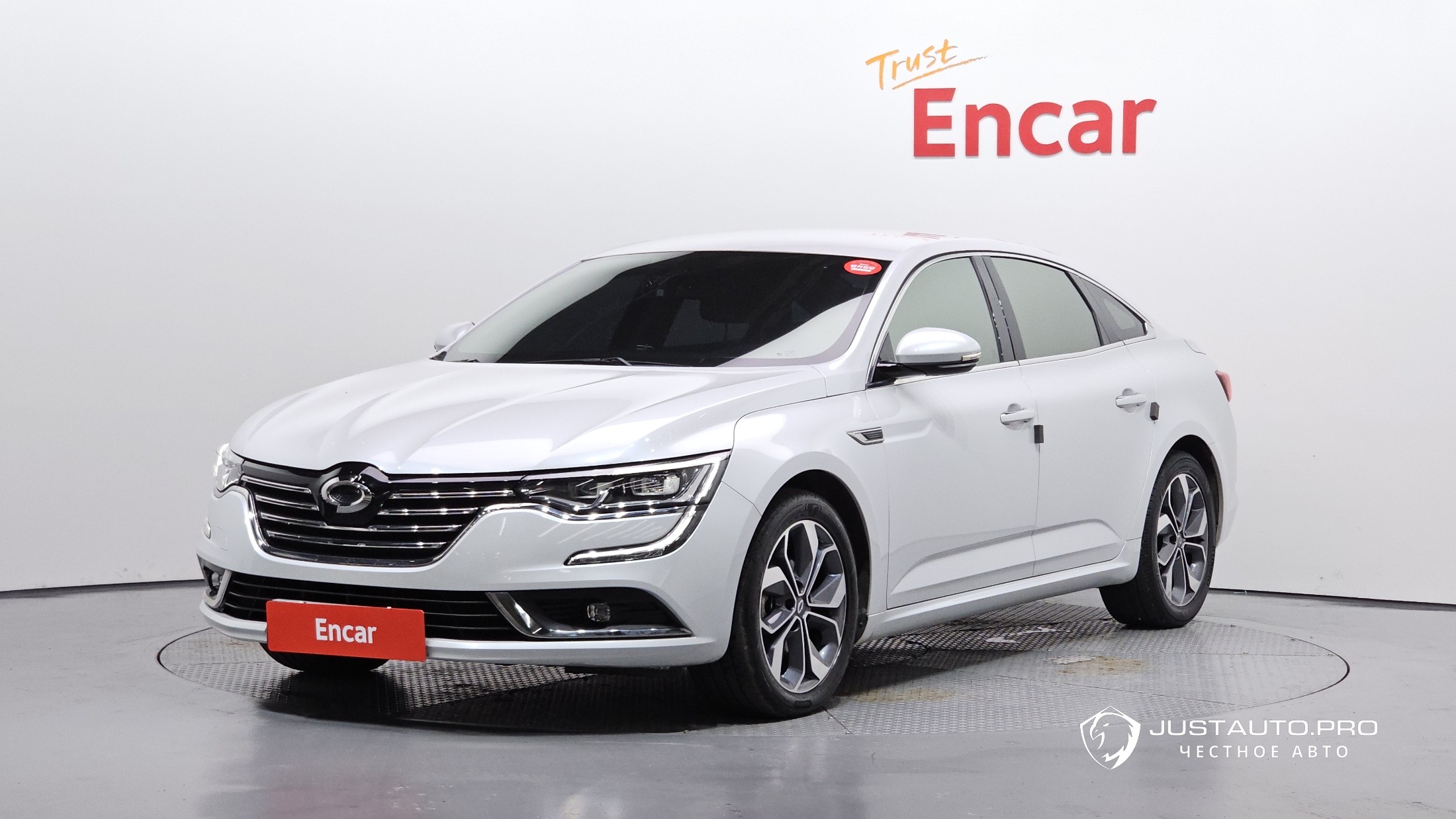 Автомобиль Renault-KoreaSamsung SM6