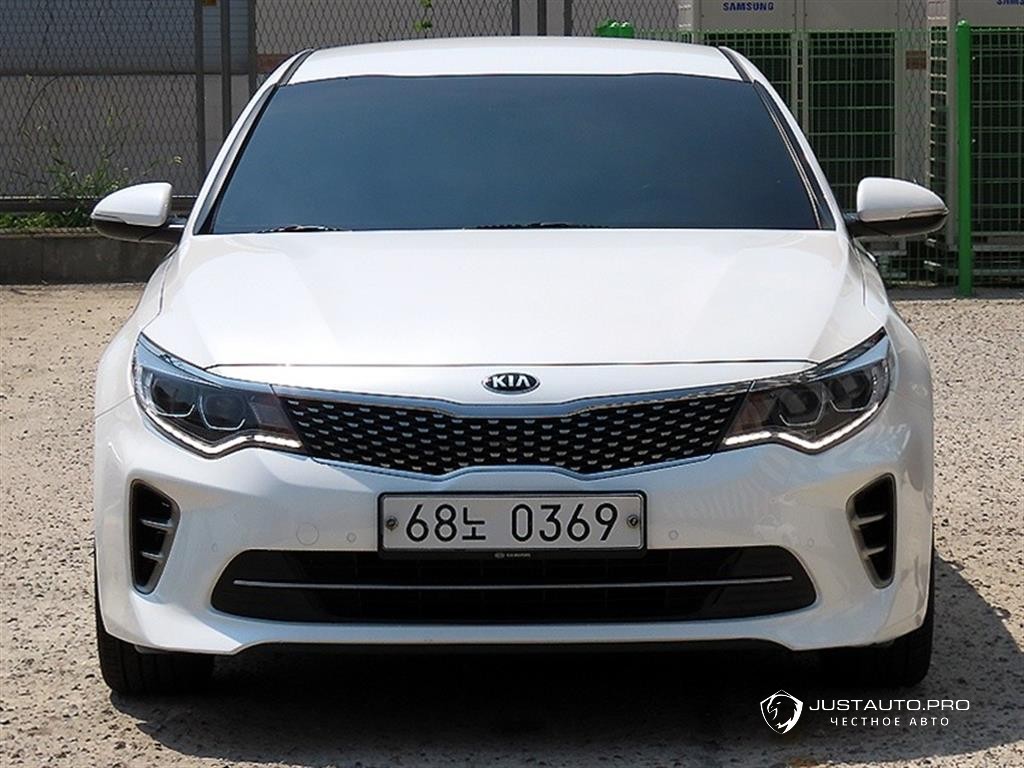 Автомобиль Kia K5