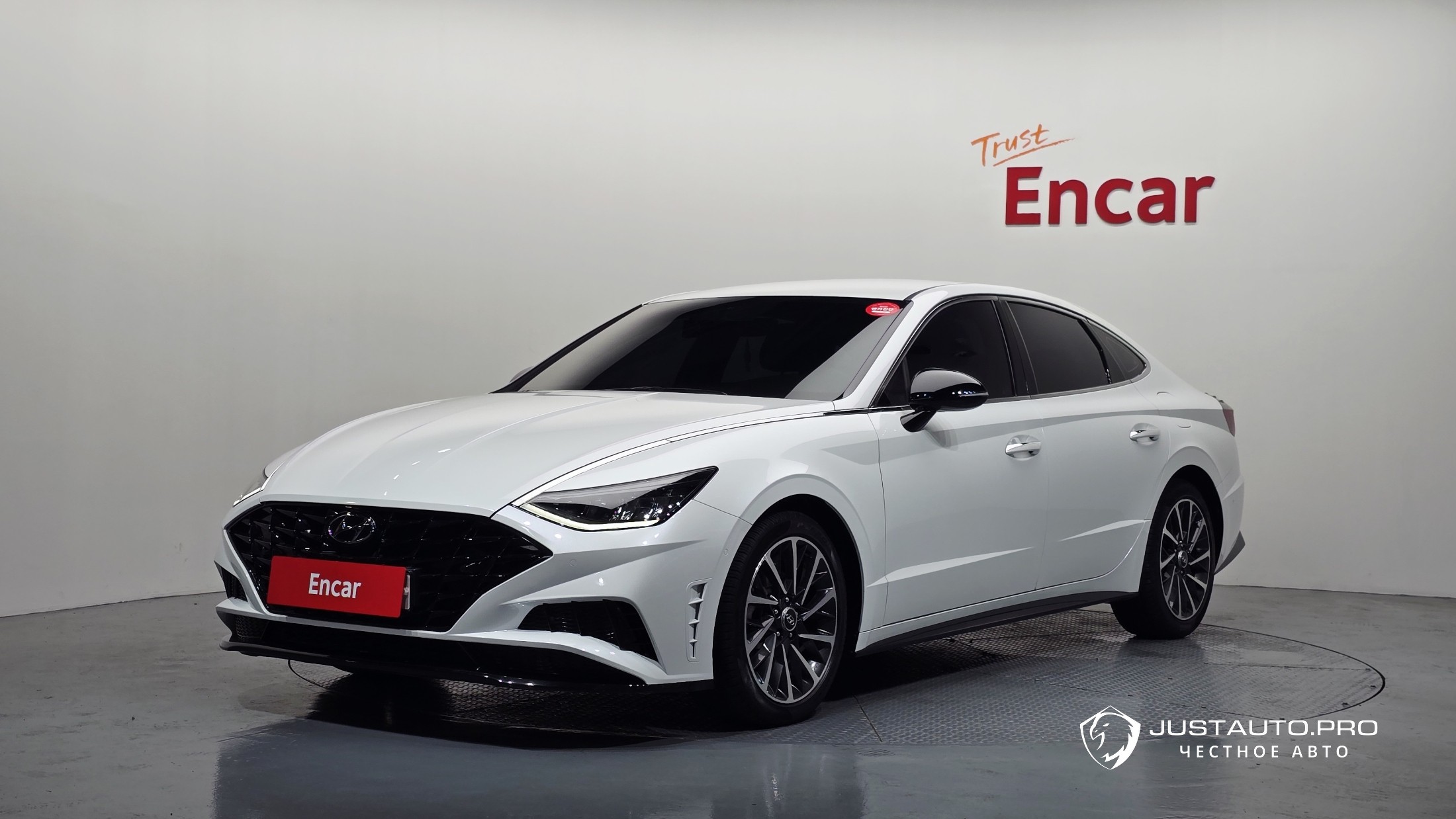 Автомобиль Hyundai Sonata