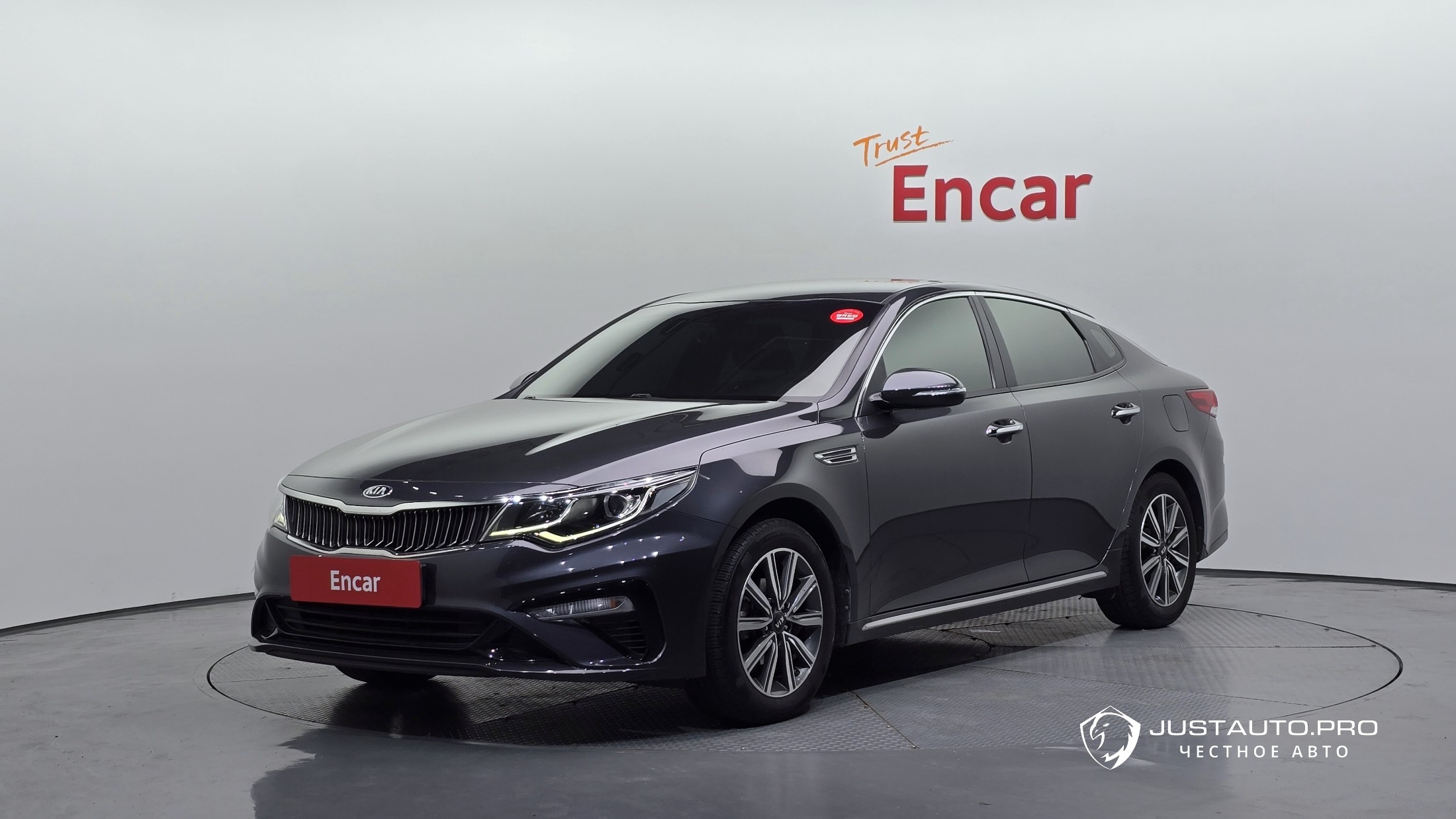 Автомобиль Kia K5