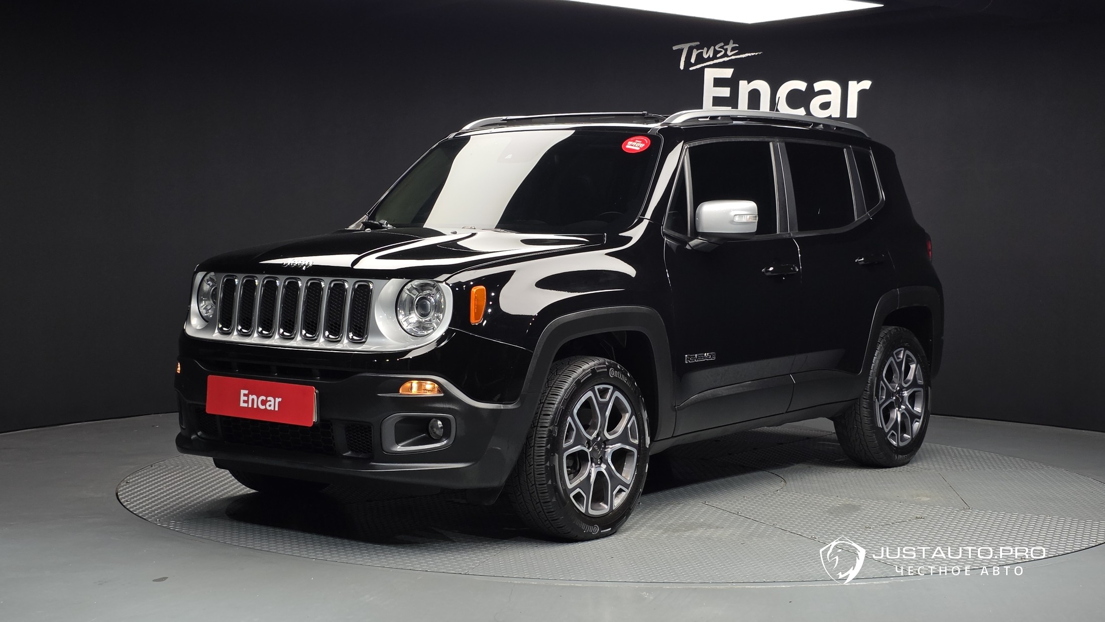 Автомобиль Jeep Renegade