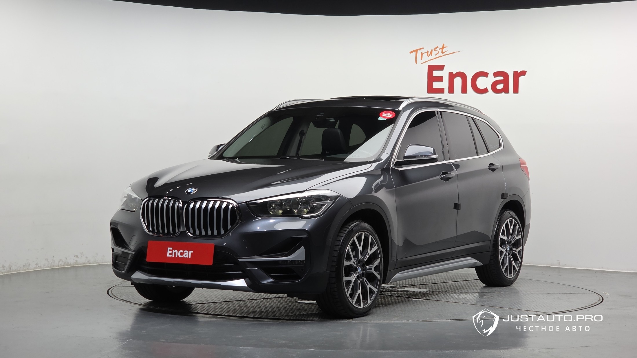 Автомобиль BMW X1