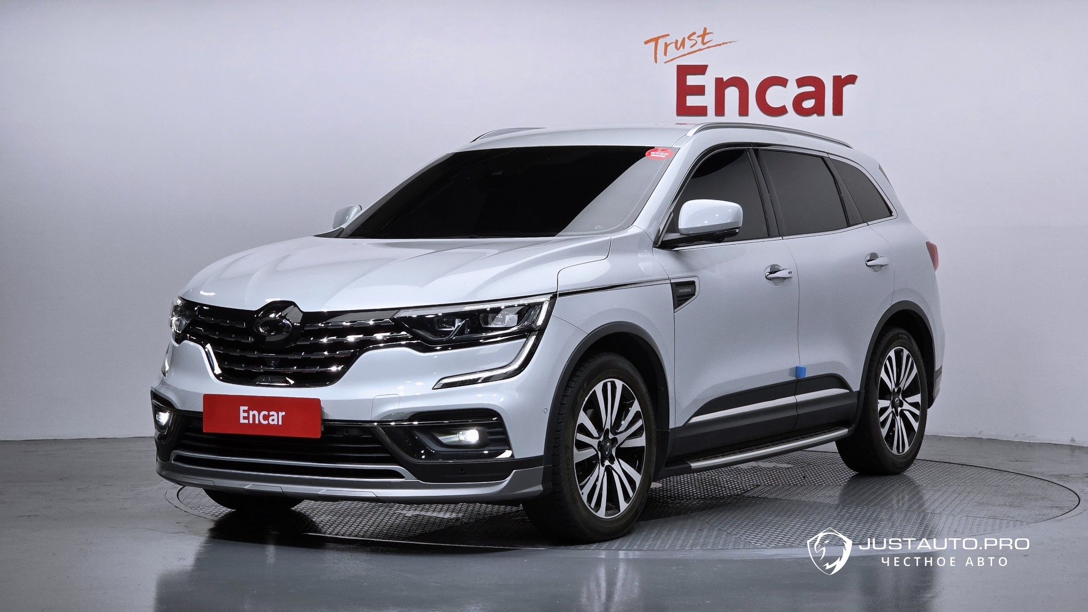 Автомобиль Renault-KoreaSamsung QM6