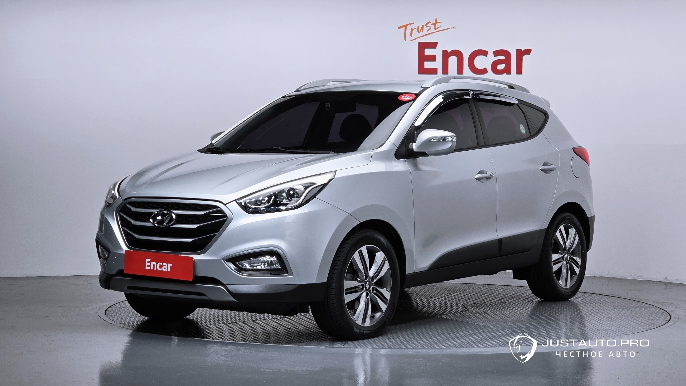 Автомобиль Hyundai Tucson