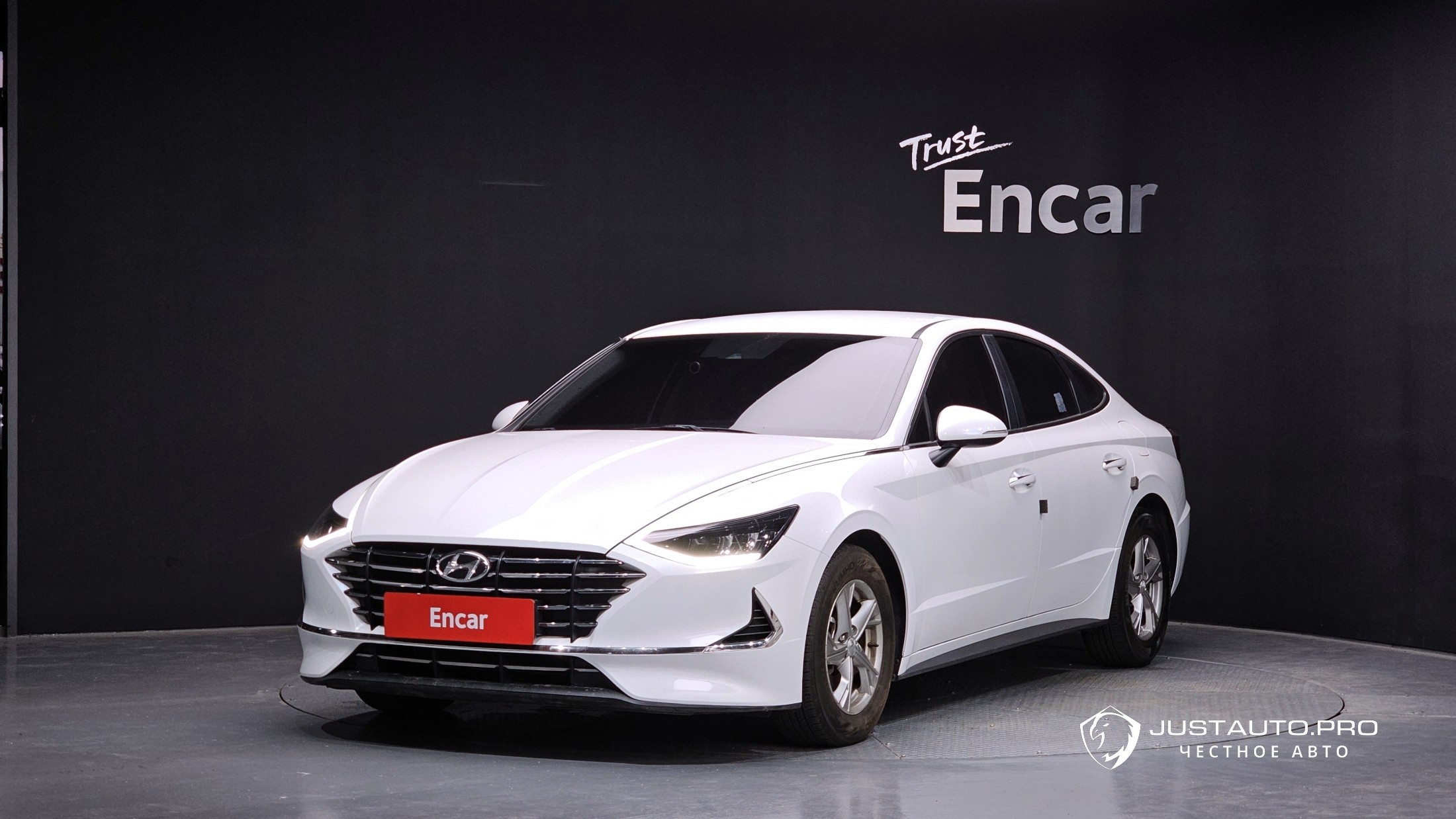 Автомобиль Hyundai Sonata