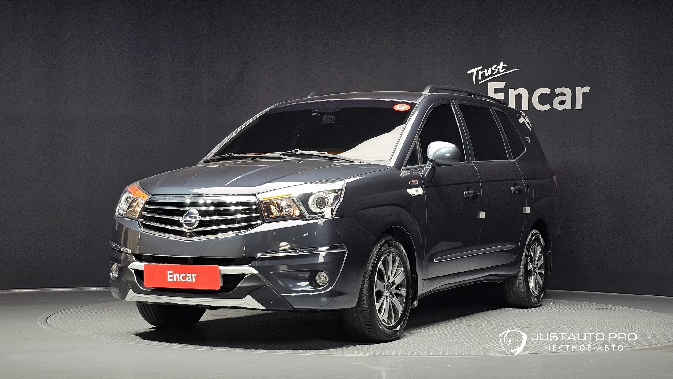 Автомобиль KG_Mobility_Ssangyong KORANDO