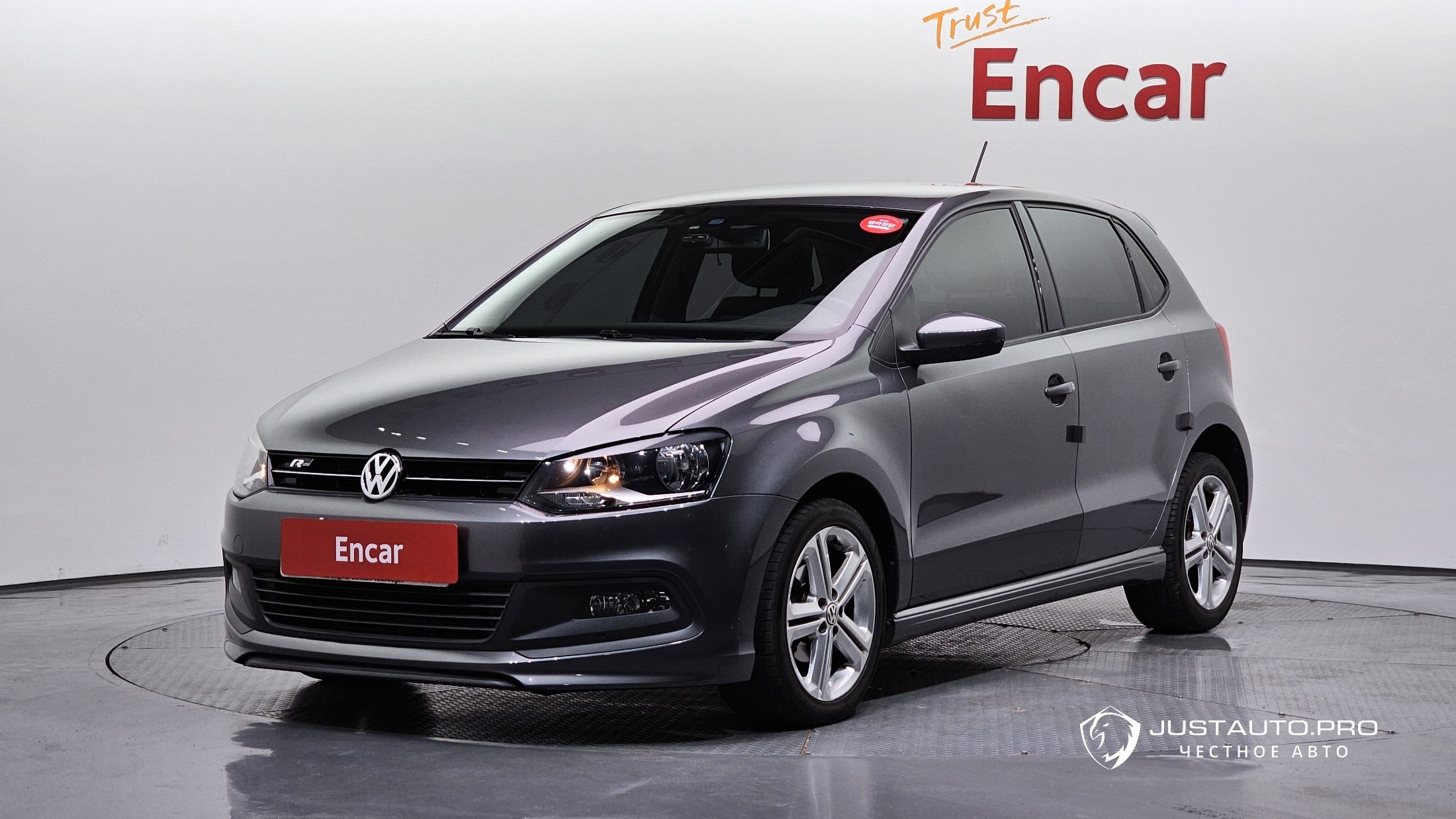 Автомобиль Volkswagen Polo