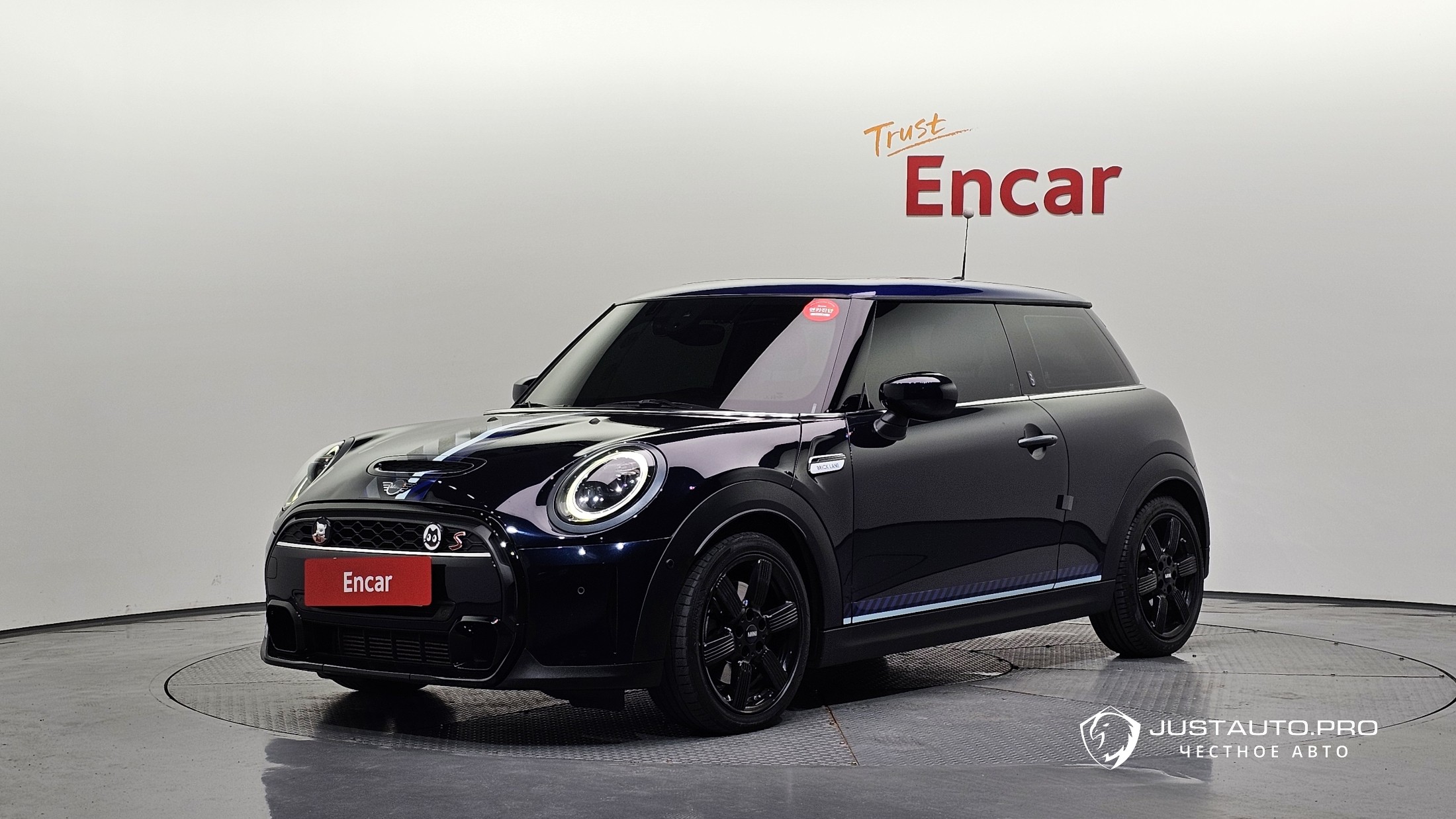 Автомобиль Mini Cooper
