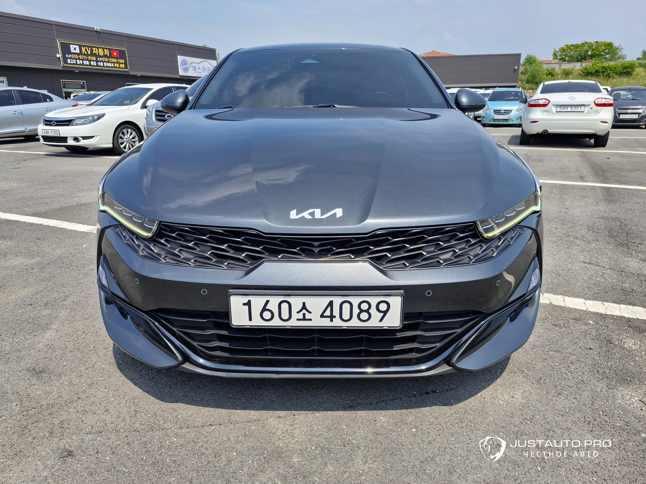 Автомобиль Kia K5