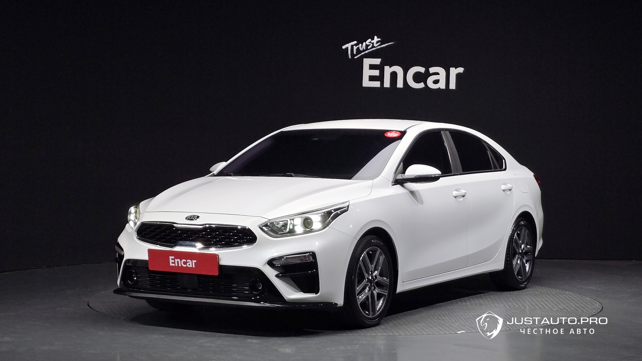Автомобиль Kia K3