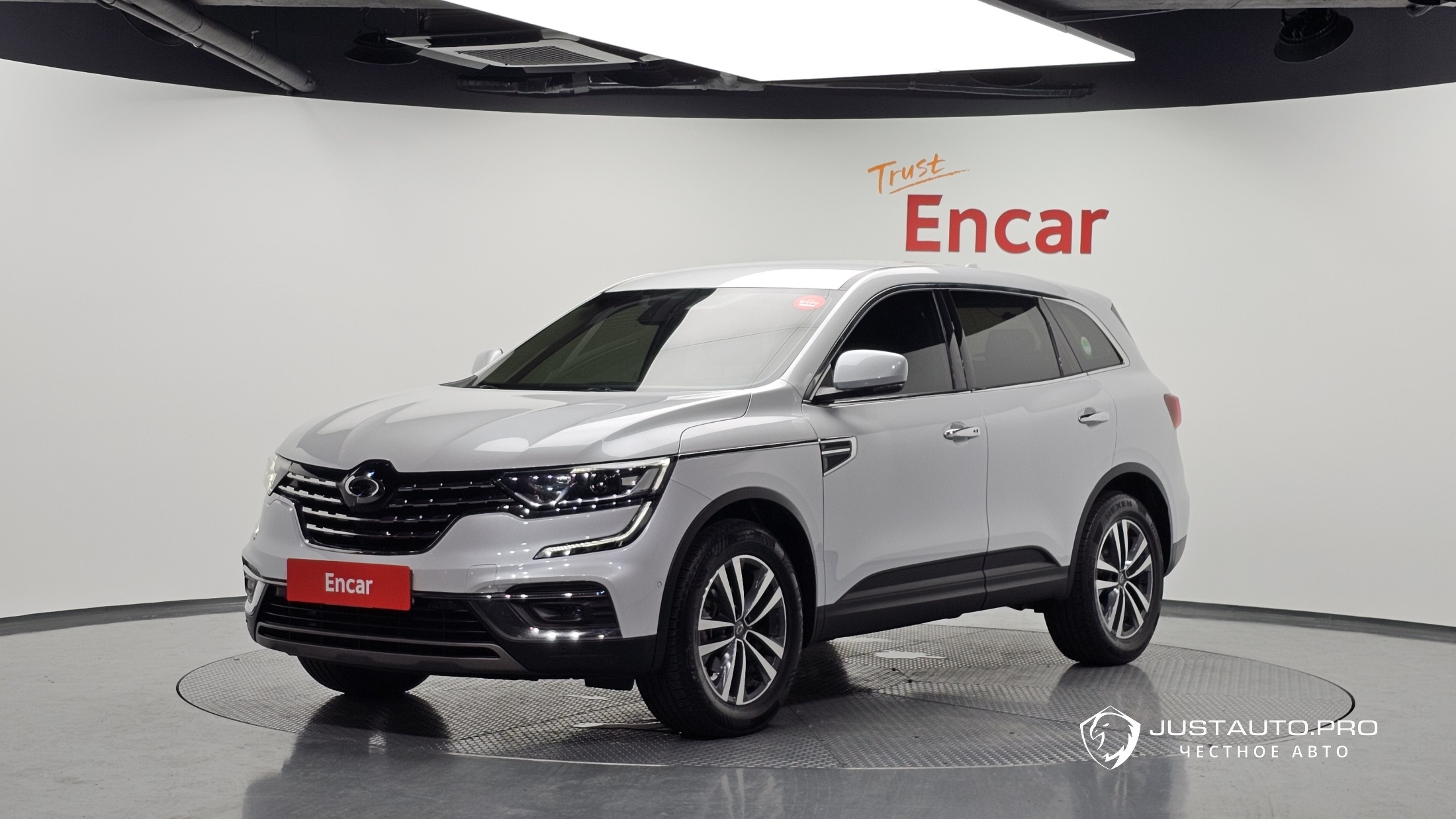 Автомобиль Renault-KoreaSamsung QM6