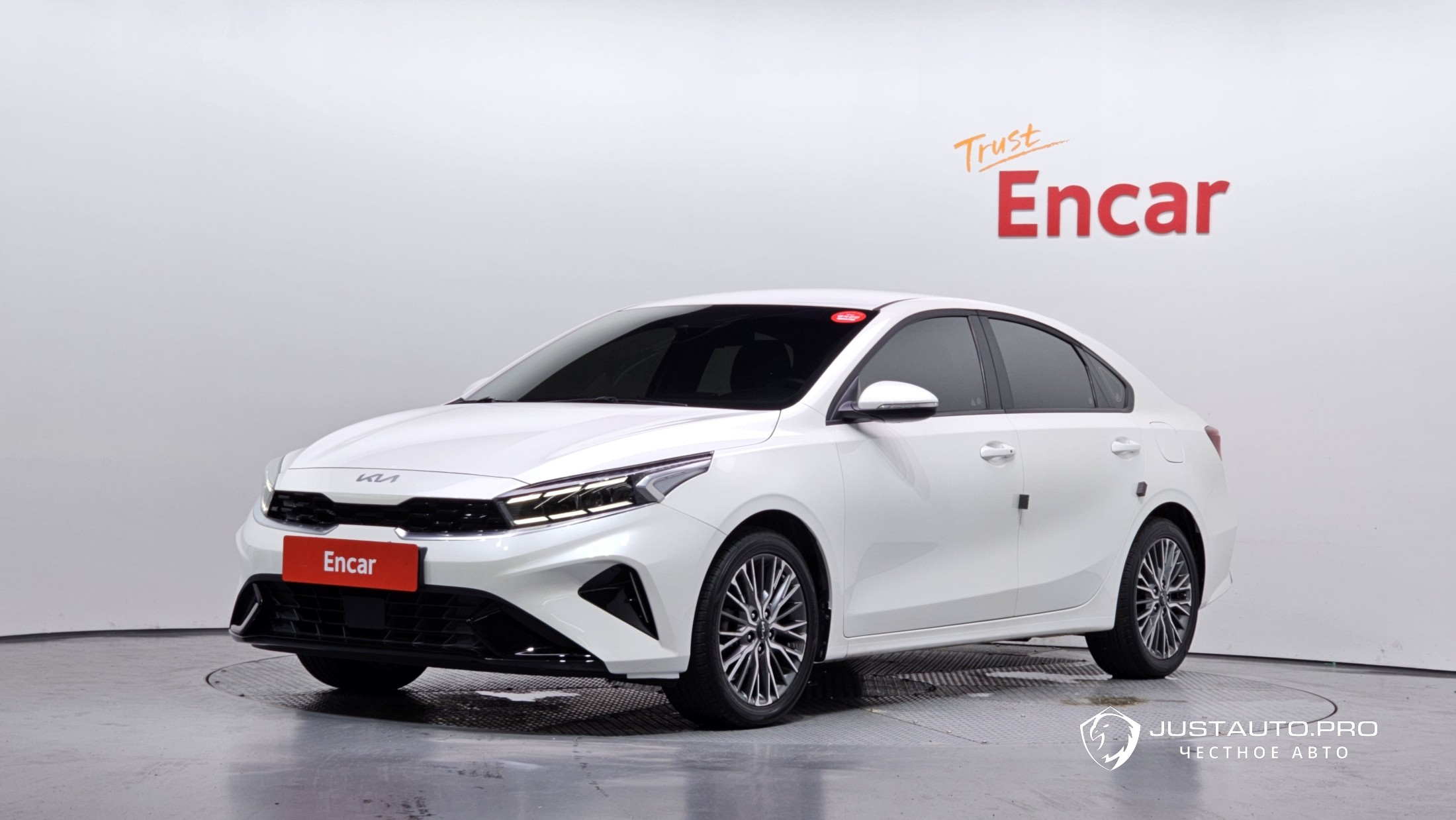 Автомобиль Kia K3