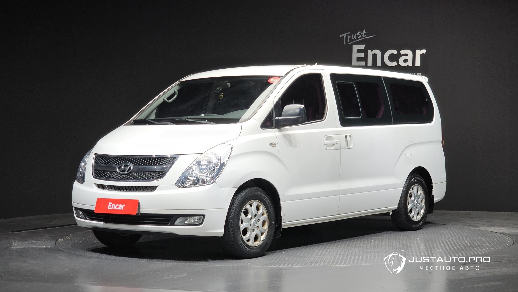 Автомобиль Hyundai Starex