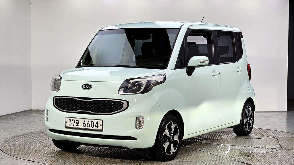 Автомобиль Kia RAY