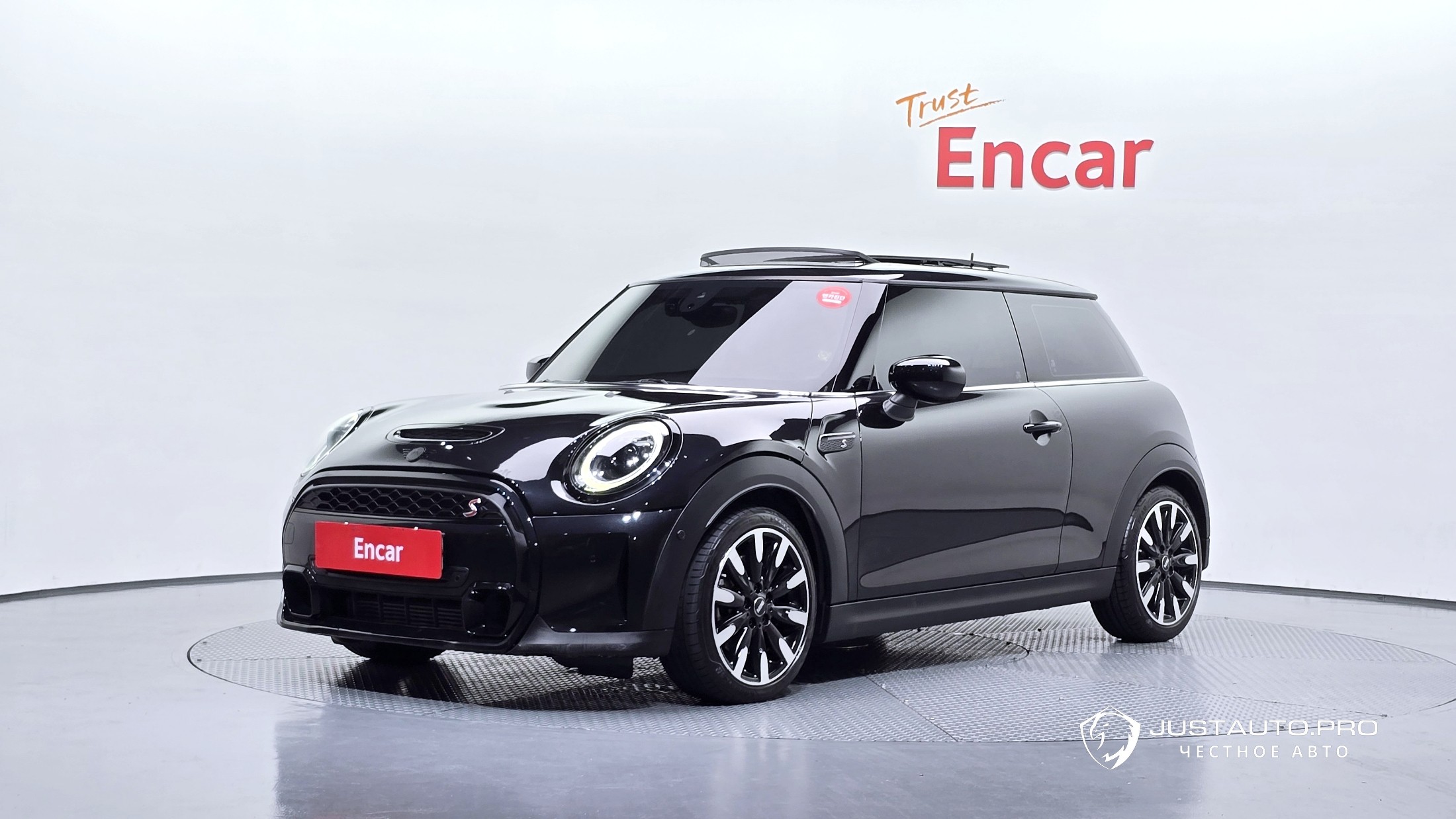 Автомобиль Mini Cooper