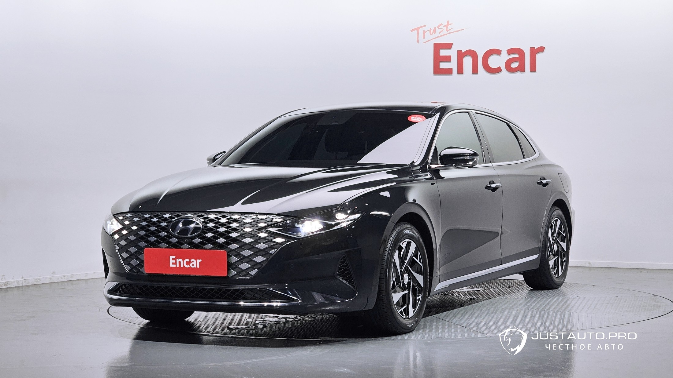 Автомобиль Hyundai Grandeur