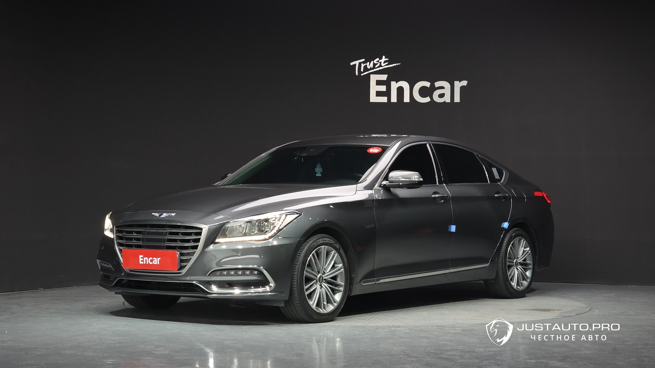 Автомобиль Genesis G80